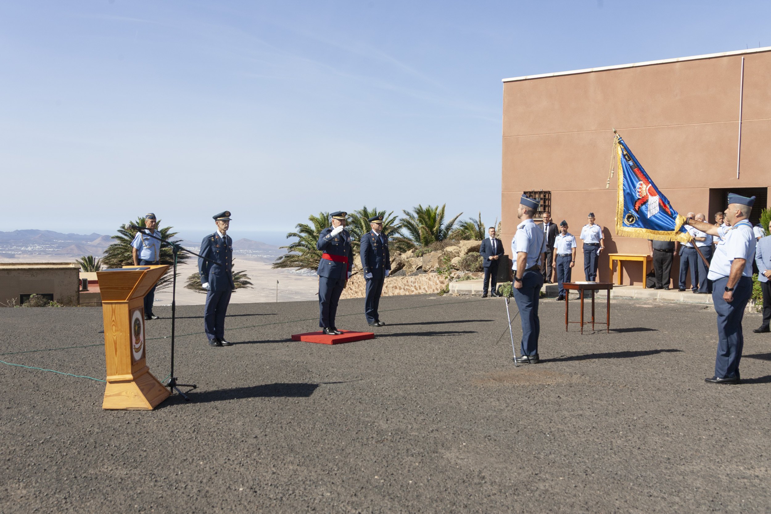 Toma de posesión del comandante Tanausú Guglieri. Fotos: Juan Mateos. Toma de posesión del comandante Tanausú Guglieri. Fotos: Juan Mateos.