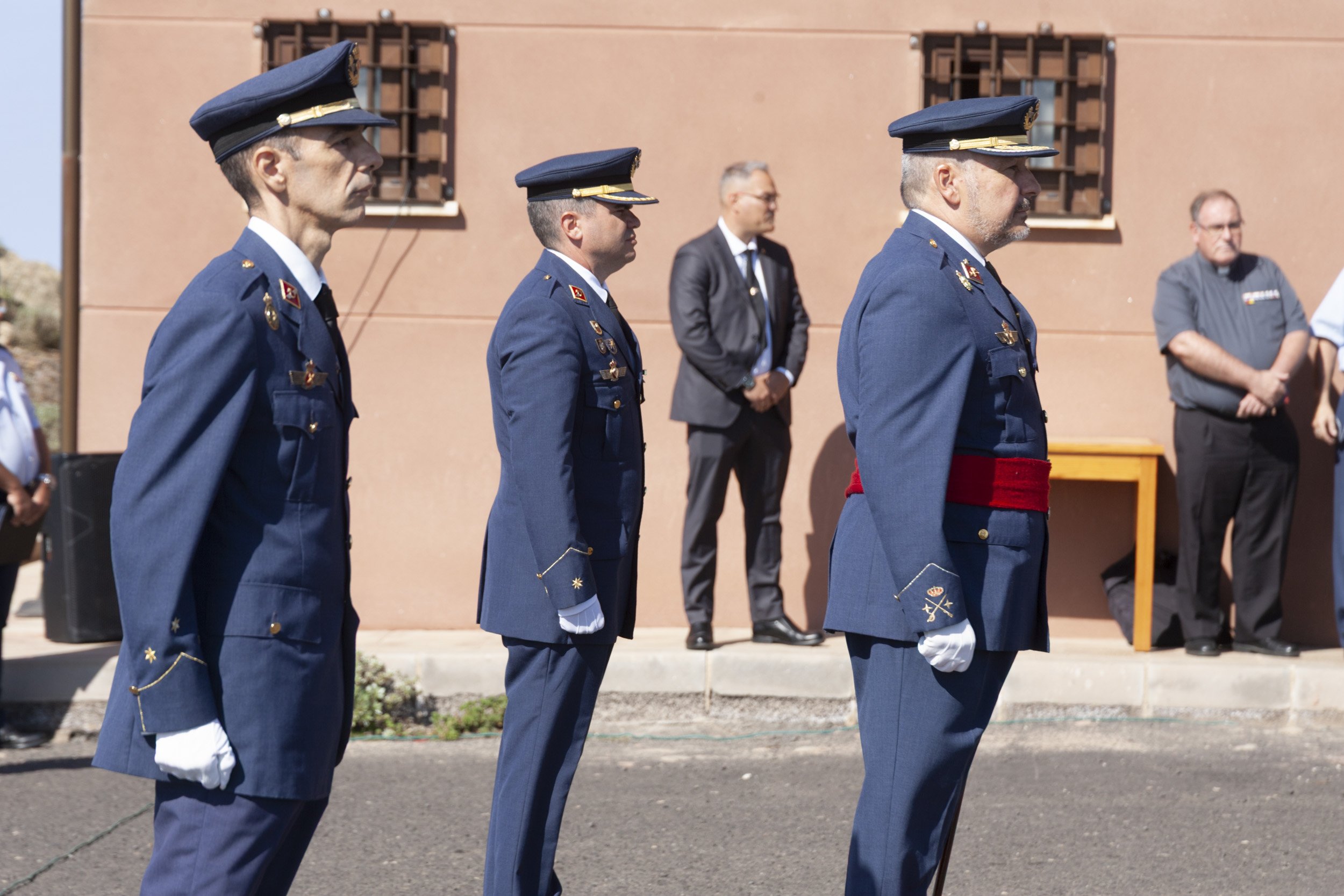 Toma de posesión del comandante Tanausú Guglieri. Fotos: Juan Mateos. Toma de posesión del comandante Tanausú Guglieri. Fotos: Juan Mateos.