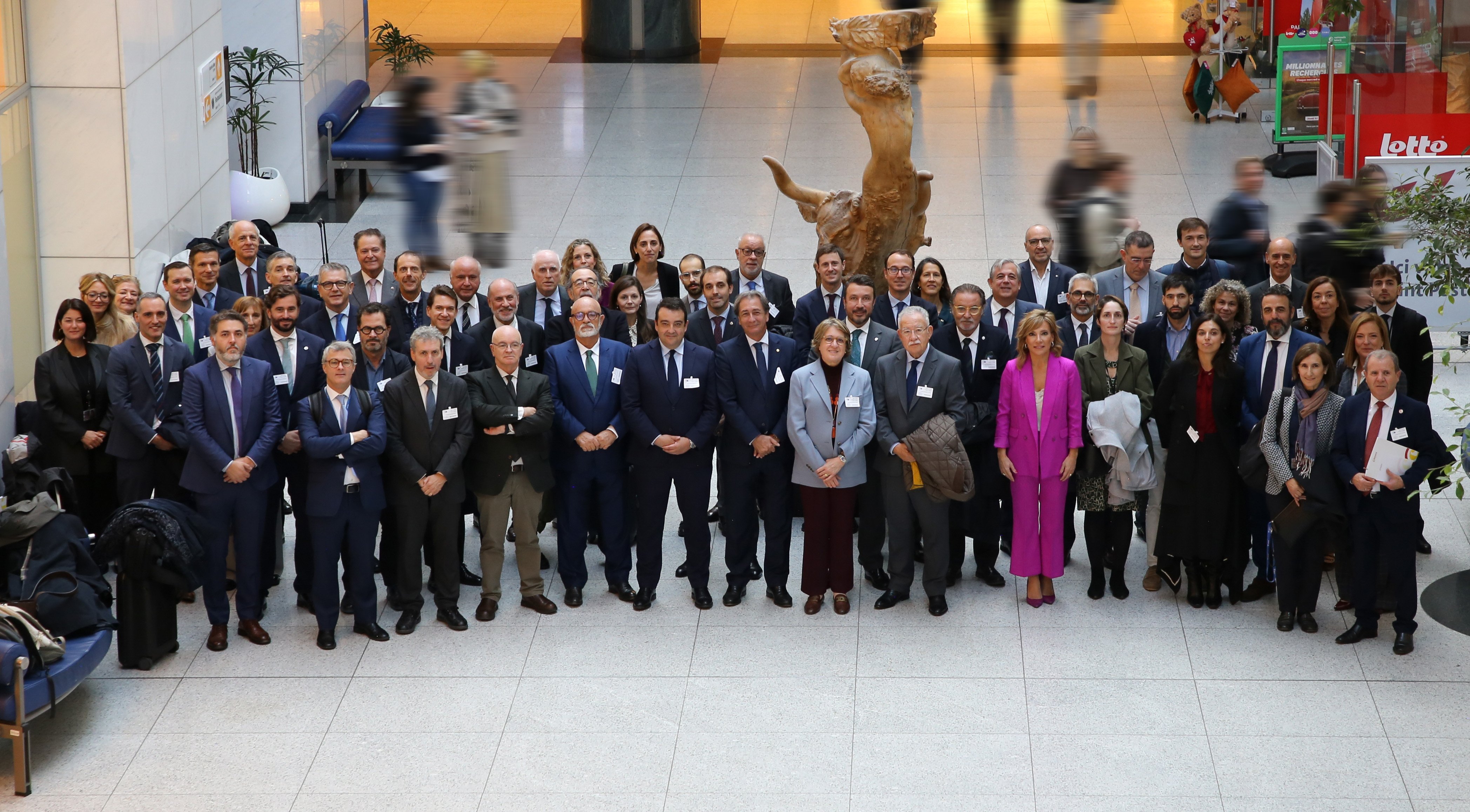 Foto de grupo durante el encuentro organizado por Eurochambres. 