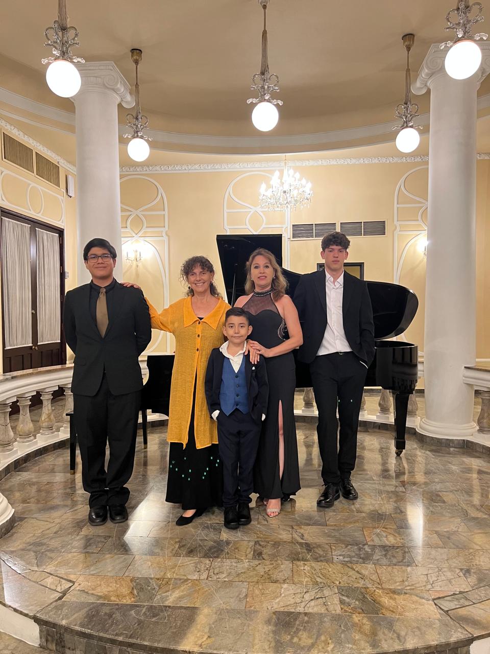 Viaje a El Salvador de Yeray Medeiros representando al Conservatorio Insular de Música de Lanzarote Viaje a El Salvador de Yeray Medeiros representando al Conservatorio Insular de Música de Lanzarote