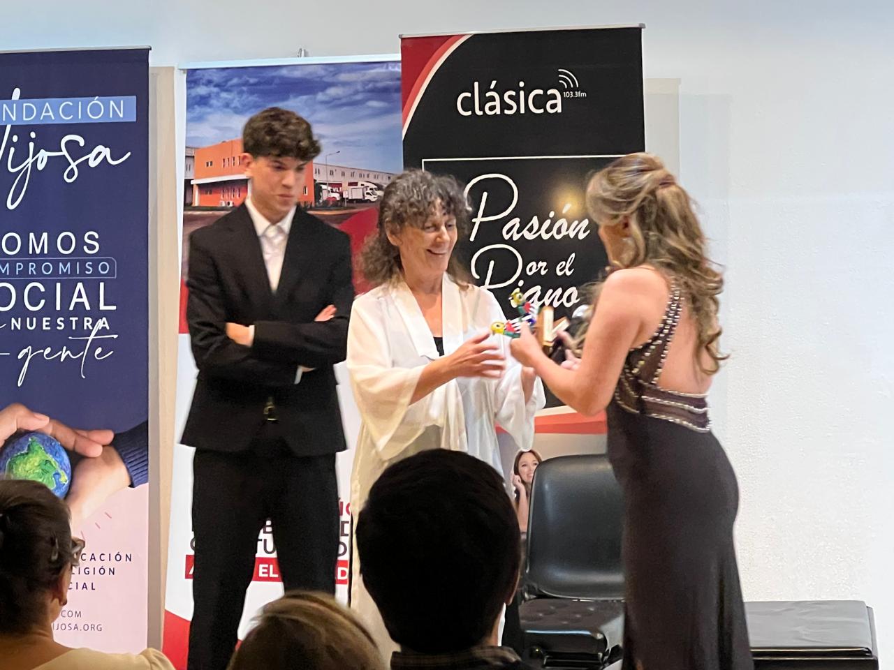 Viaje a El Salvador de Yeray Medeiros representando al Conservatorio Insular de Música de Lanzarote Viaje a El Salvador de Yeray Medeiros representando al Conservatorio Insular de Música de Lanzarote