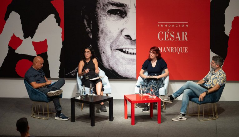 Otra de las mesas. Foto: FCM. Otra de las mesas. Foto: FCM.