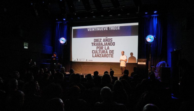 Inauguración Veintinueve trece 5