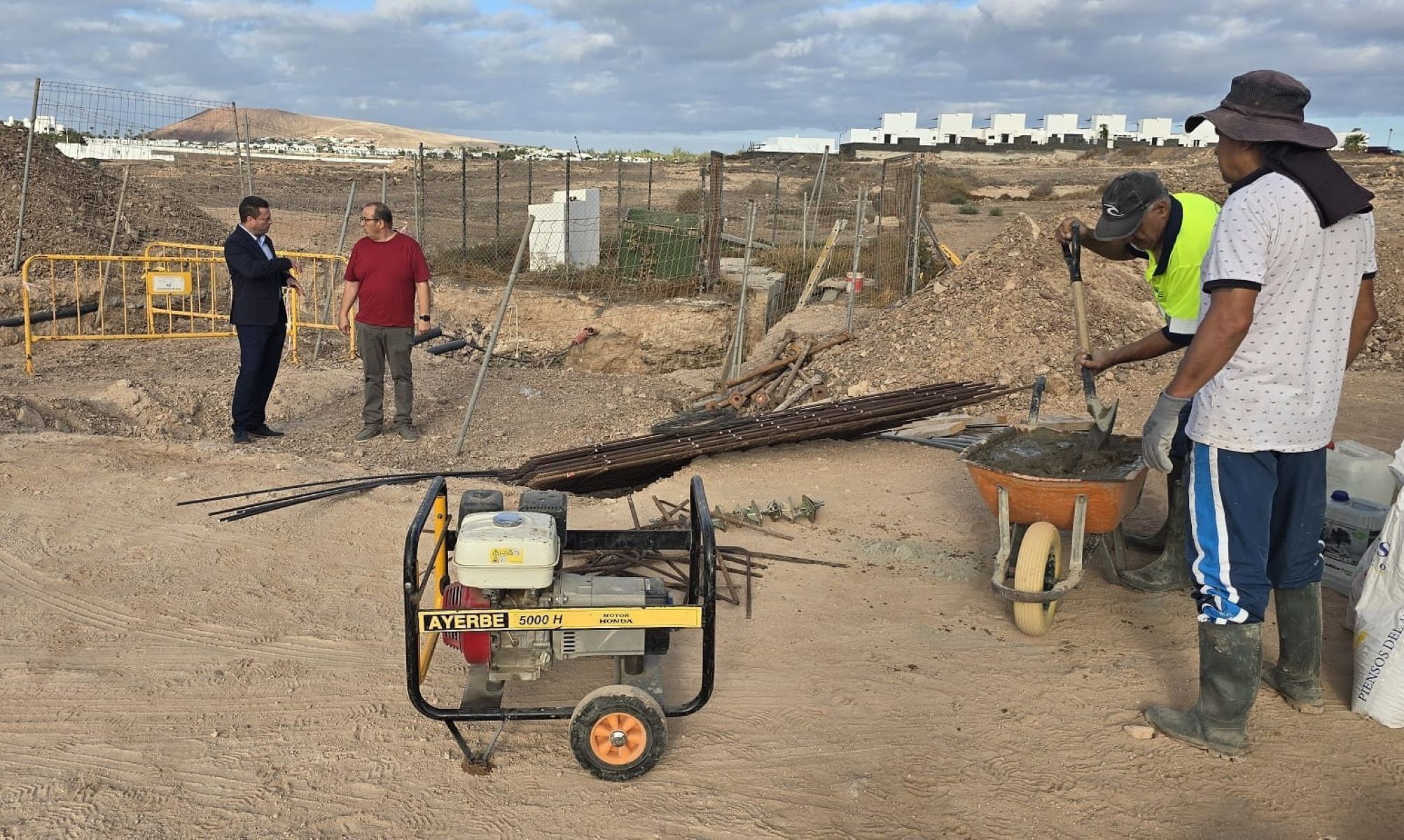 Yaiza refuerza el saneamiento de Playa Blanca con nuevas bombas y maquinaria por 70.000 euros