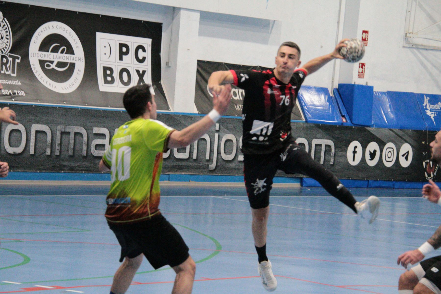 BALONMANO. SAN JOSÉ OBRERO   BUEU (4)