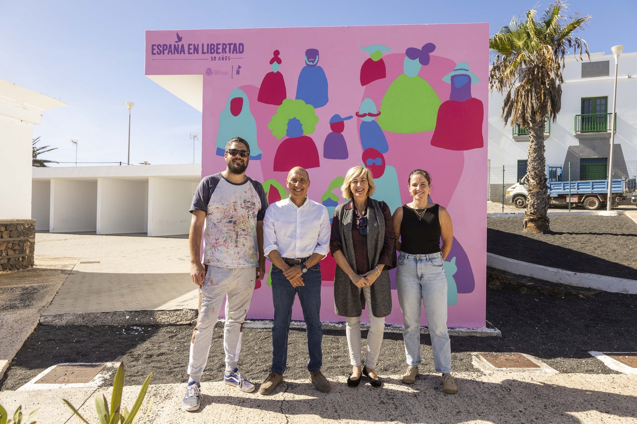 Mural Ti╠üas 26ff