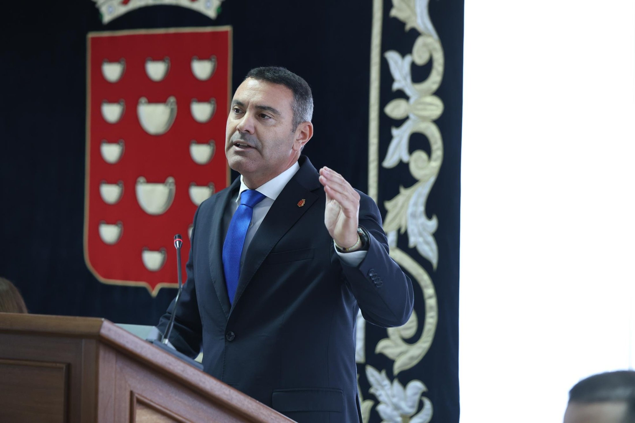 Oswaldo Betancort durante su intervención en el Debate del Estado de la Isla 2025
