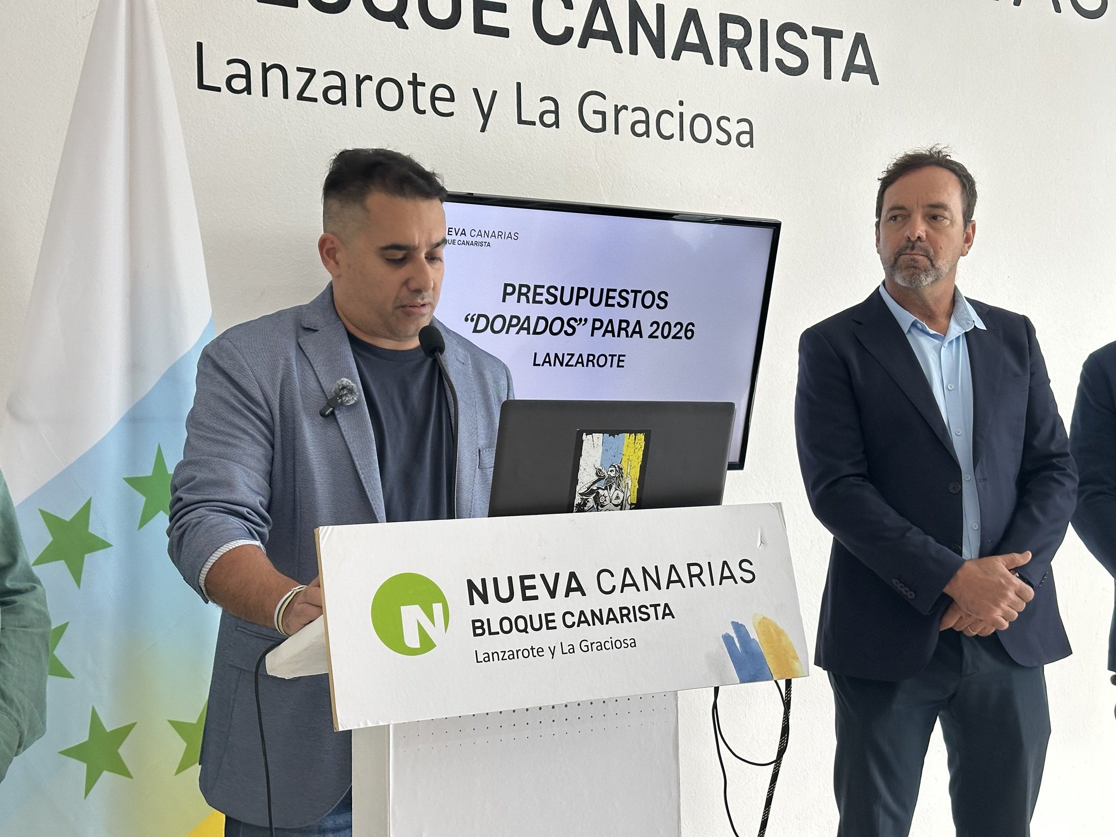 Yoné Caraballo en la rueda de prensa
