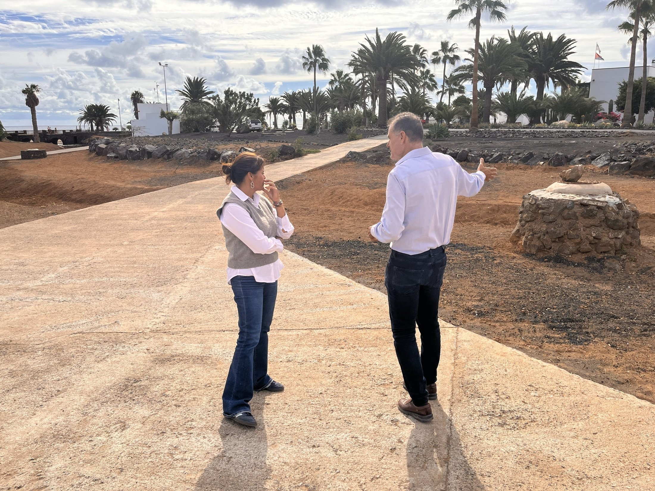 Olivia Duque y Domingo Cejas en el Barranco del Hurón