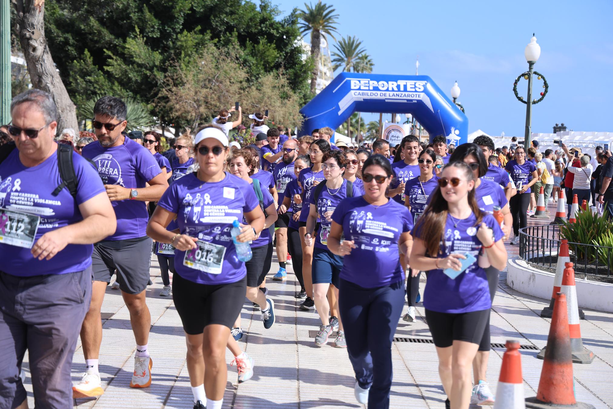 XIII Carrera Contra la Violencia de Género en Arrecife. Foto: La Voz XIII Carrera Contra la Violencia de Género en Arrecife. Foto: La Voz
