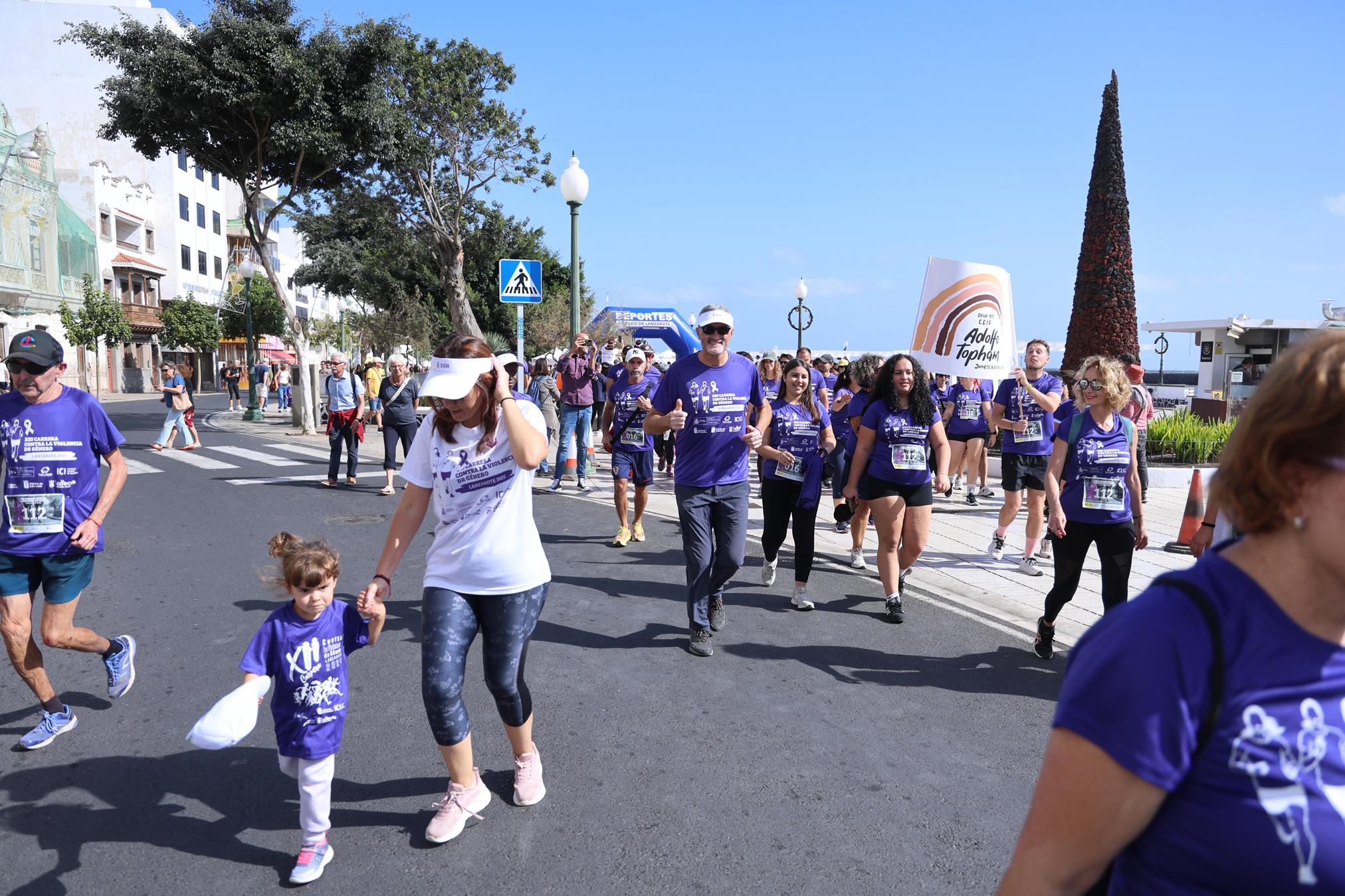 XIII Carrera Contra la Violencia de Género en Arrecife. Foto: La Voz XIII Carrera Contra la Violencia de Género en Arrecife. Foto: La Voz