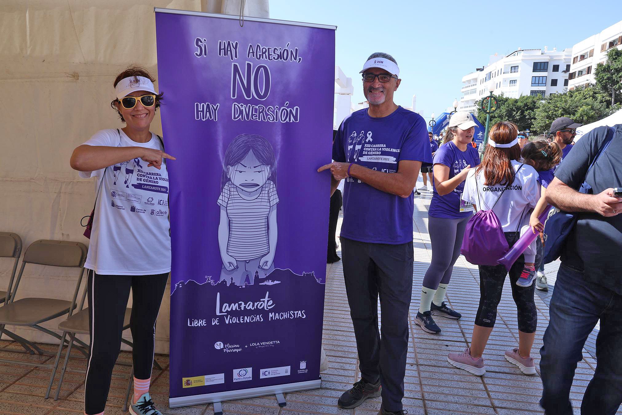 XIII Carrera Contra la Violencia de Género en Arrecife. Foto: La Voz XIII Carrera Contra la Violencia de Género en Arrecife. Foto: La Voz