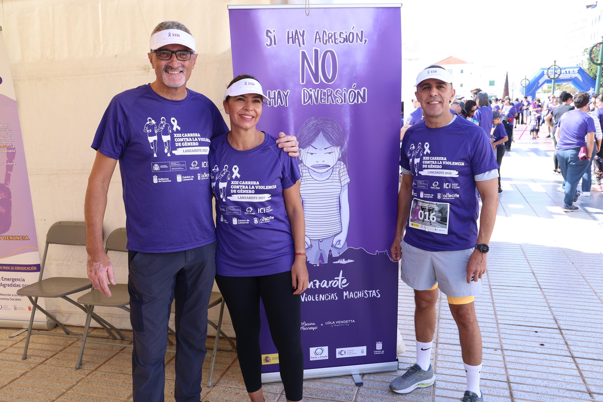 XIII Carrera Contra la Violencia de Género en Arrecife. Foto: La Voz XIII Carrera Contra la Violencia de Género en Arrecife. Foto: La Voz