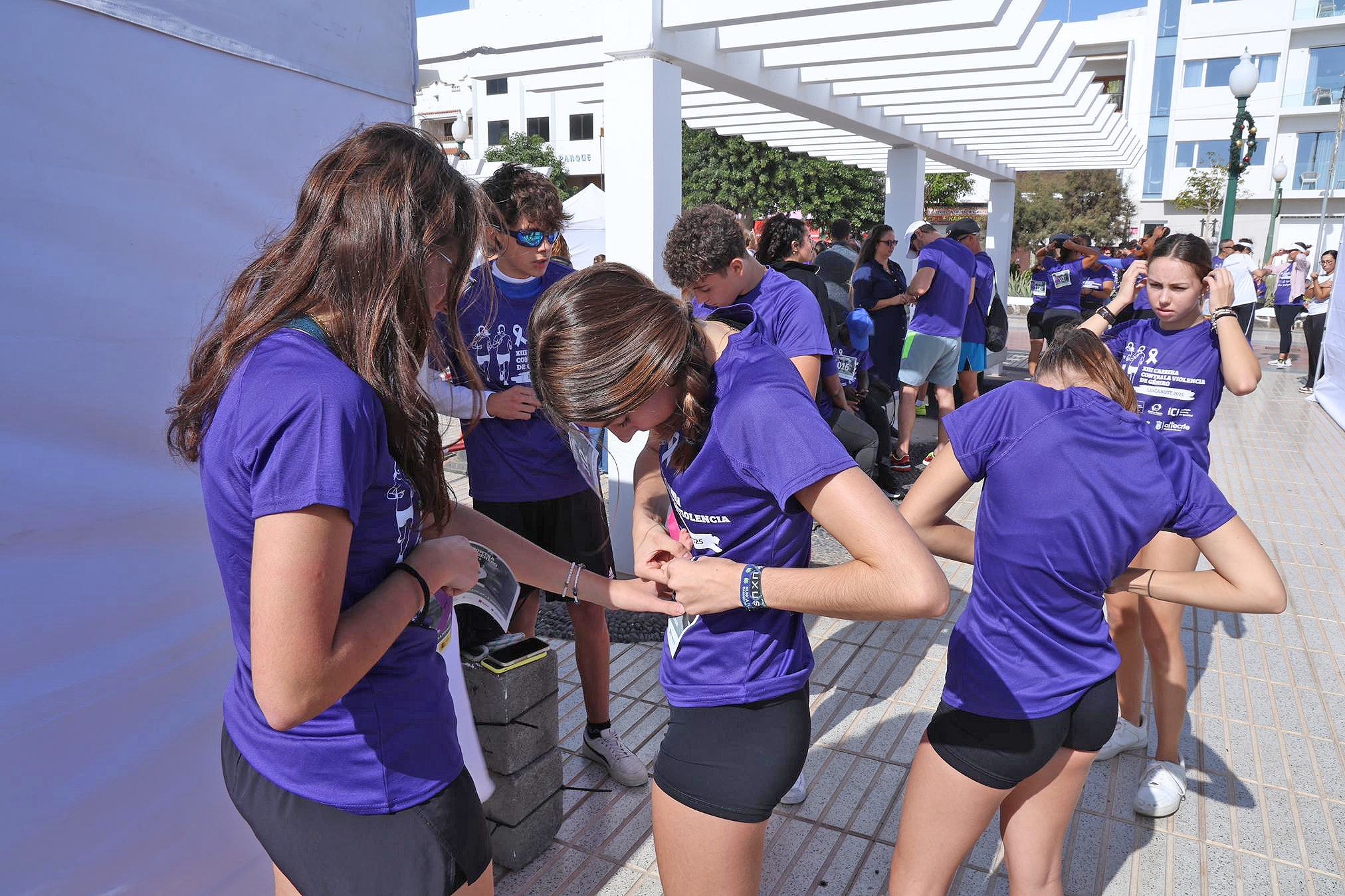 XIII Carrera Contra la Violencia de Género en Arrecife. Foto: La Voz XIII Carrera Contra la Violencia de Género en Arrecife. Foto: La Voz