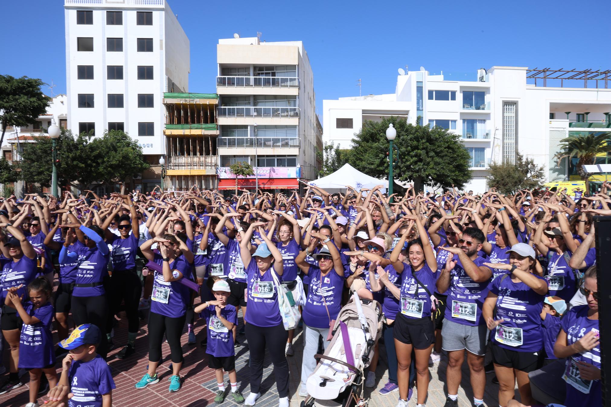 XIII Carrera Contra la Violencia de Género en Arrecife. Foto: La Voz XIII Carrera Contra la Violencia de Género en Arrecife. Foto: La Voz
