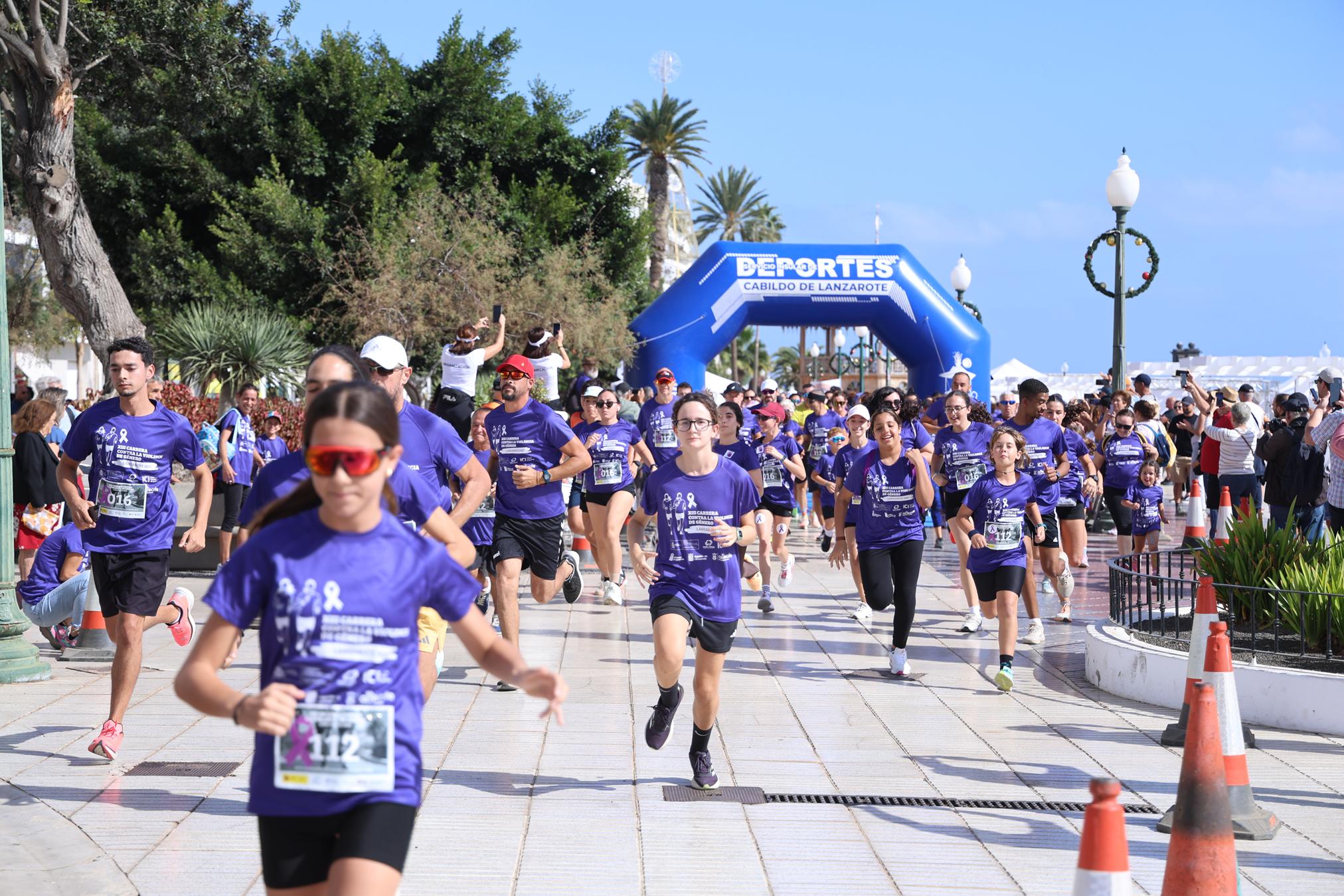 XIII Carrera Contra la Violencia de Género en Arrecife. Foto: La Voz XIII Carrera Contra la Violencia de Género en Arrecife. Foto: La Voz