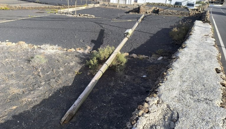 FOTO POSTES 2g FOTO POSTES 2g