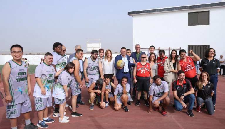 CENTRO POLIVALENTE PARA LA FORMACIÓN Y ORIENTACIÓN(44) (1) CENTRO POLIVALENTE PARA LA FORMACIÓN Y ORIENTACIÓN(44) (1)