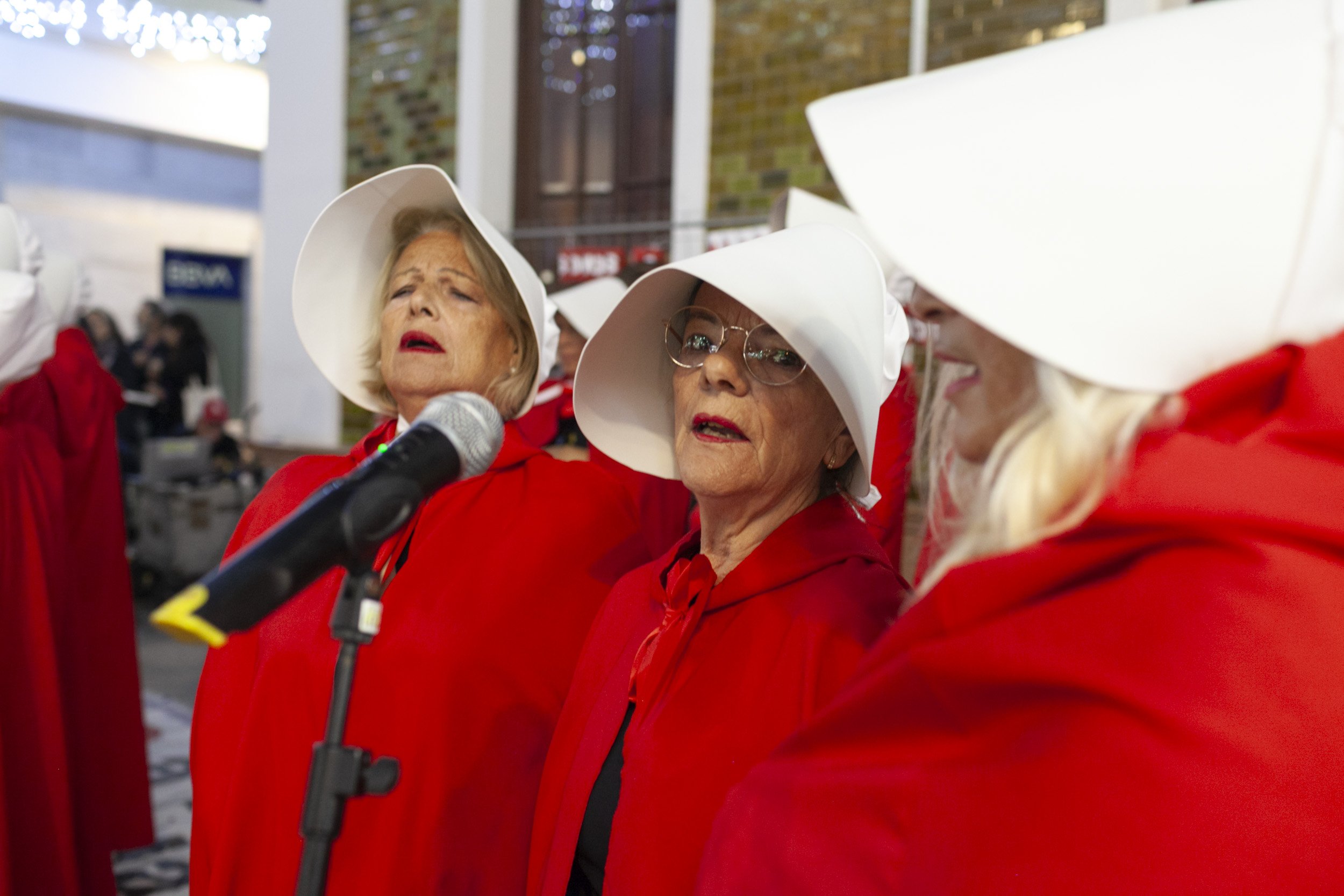 Manifestación contra la violencia machista por el 25N en Lanzarote. Fotos: Juan Mateos.