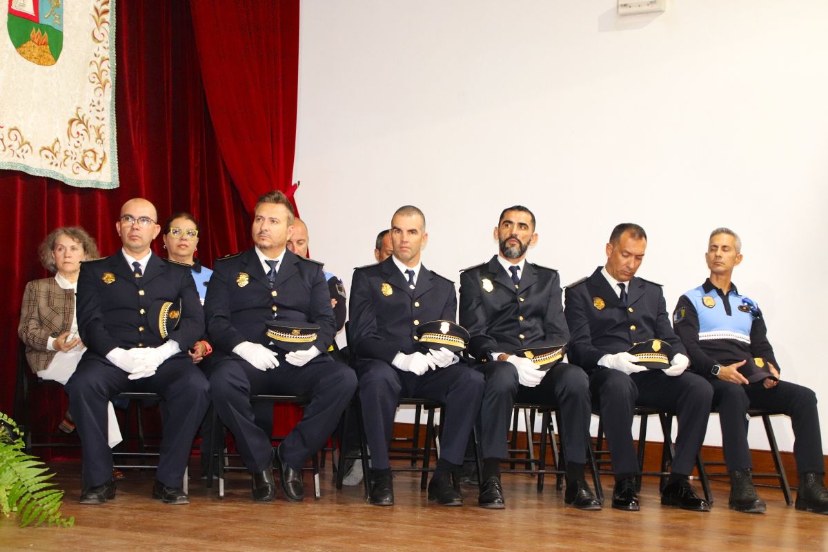 Homenaje de Yaiza a la primera policía de Lanzarote Homenaje de Yaiza a la primera policía de Lanzarote