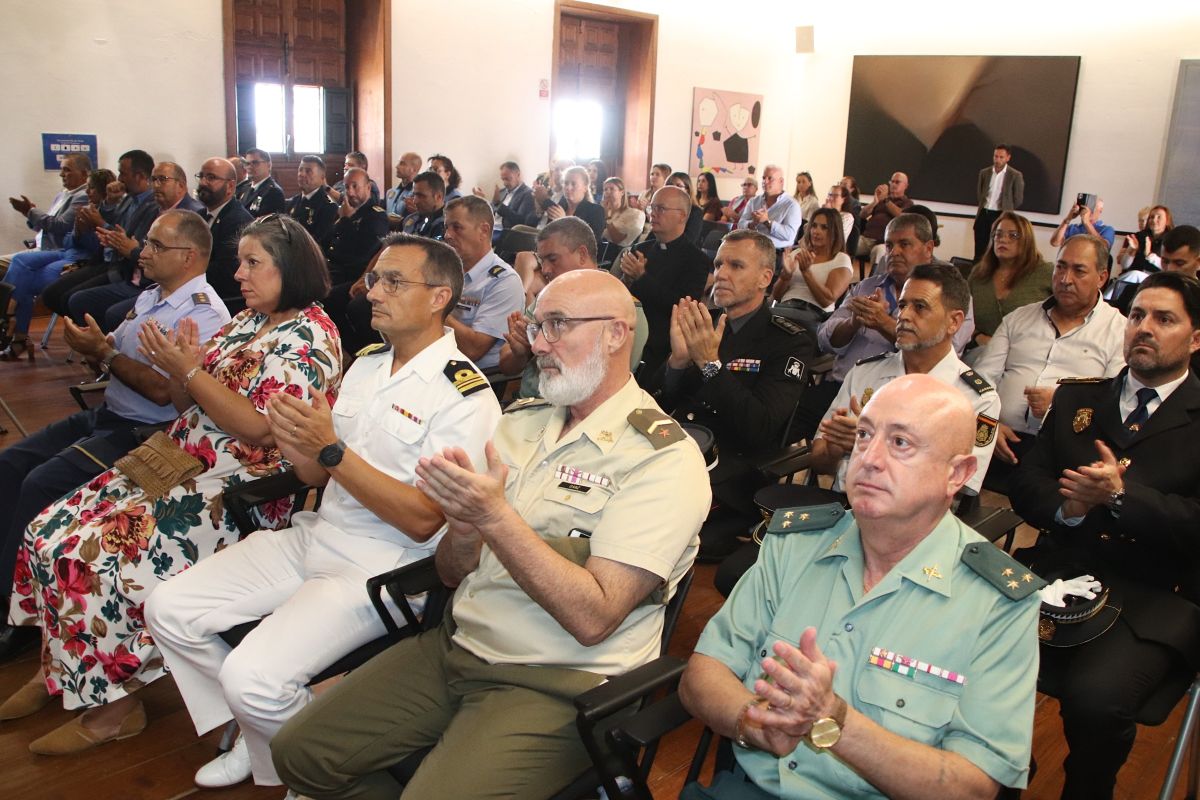 Homenaje de Yaiza a la primera policía de Lanzarote Homenaje de Yaiza a la primera policía de Lanzarote