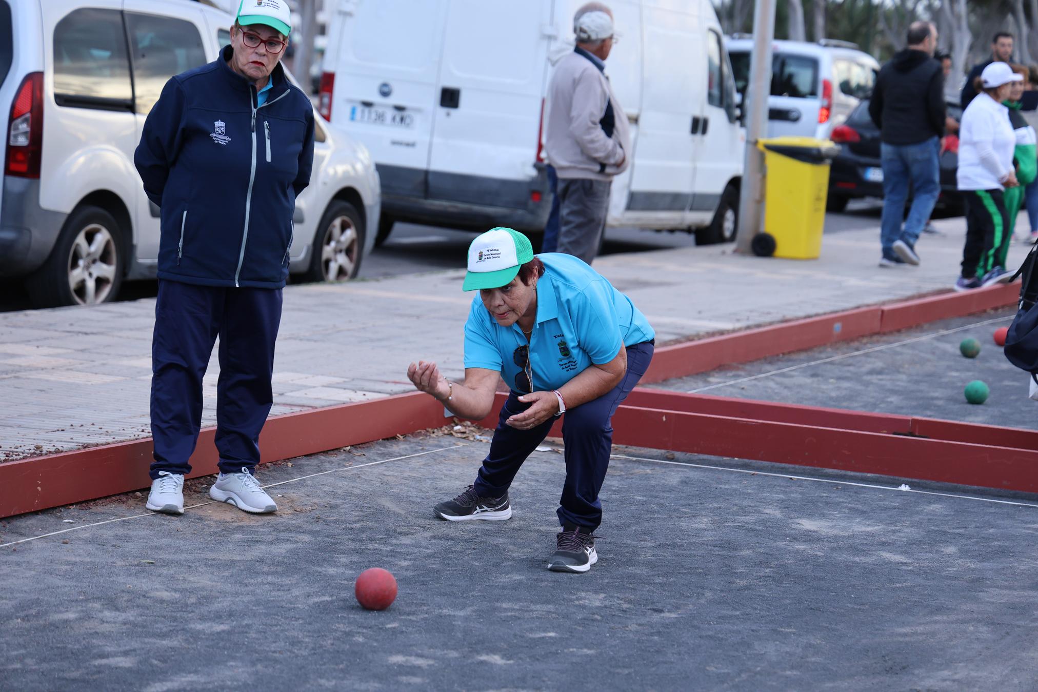 XXIV edición del Torneo de Bola Canaria de Madera “Abuelos Conejeros”. Foto: La Voz XXIV edición del Torneo de Bola Canaria de Madera “Abuelos Conejeros”. Foto: La Voz