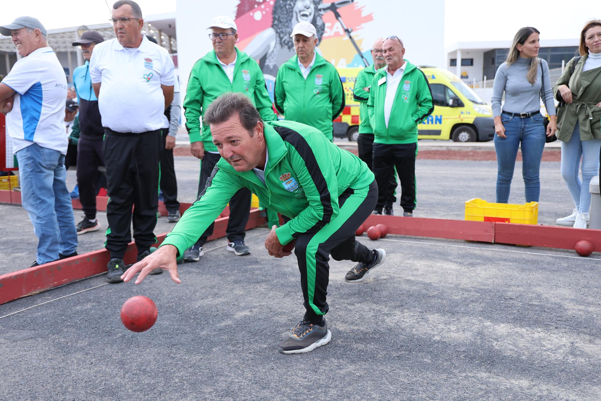 XXIV edición del Torneo de Bola Canaria de Madera “Abuelos Conejeros”. Foto: La Voz XXIV edición del Torneo de Bola Canaria de Madera “Abuelos Conejeros”. Foto: La Voz