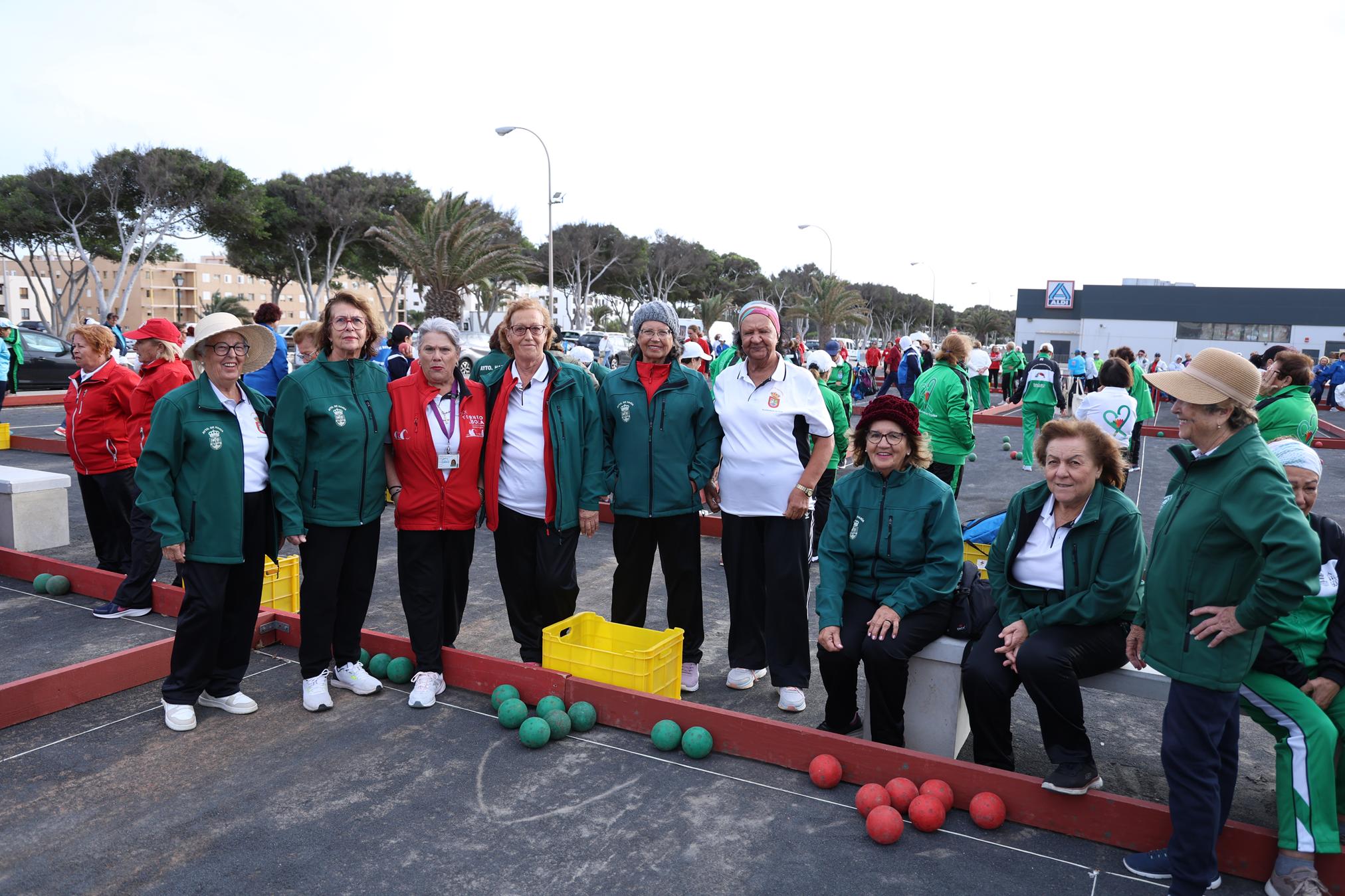 XXIV edición del Torneo de Bola Canaria de Madera “Abuelos Conejeros”. Foto: La Voz XXIV edición del Torneo de Bola Canaria de Madera “Abuelos Conejeros”. Foto: La Voz