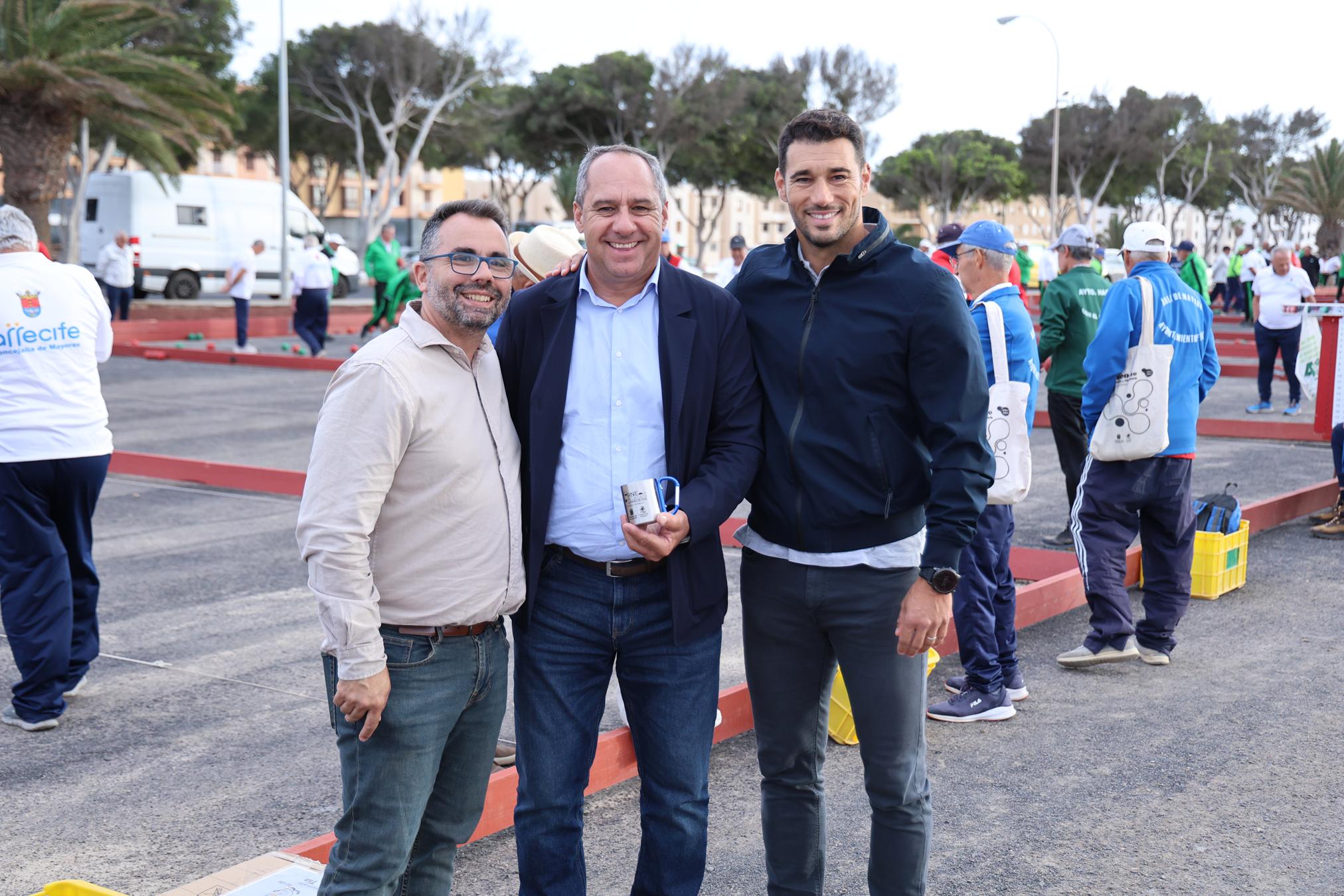 XXIV edición del Torneo de Bola Canaria de Madera “Abuelos Conejeros”. Foto: La Voz XXIV edición del Torneo de Bola Canaria de Madera “Abuelos Conejeros”. Foto: La Voz