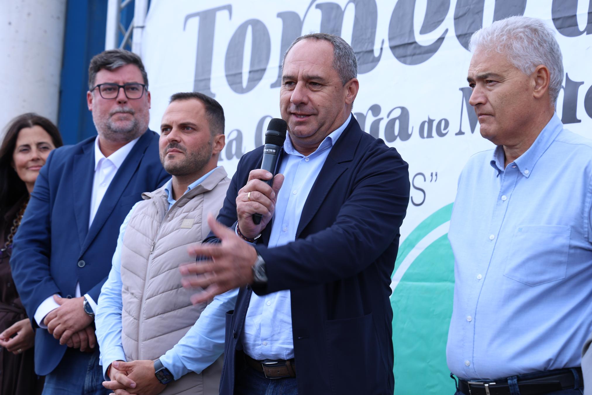 XXIV edición del Torneo de Bola Canaria de Madera “Abuelos Conejeros”. Foto: La Voz XXIV edición del Torneo de Bola Canaria de Madera “Abuelos Conejeros”. Foto: La Voz