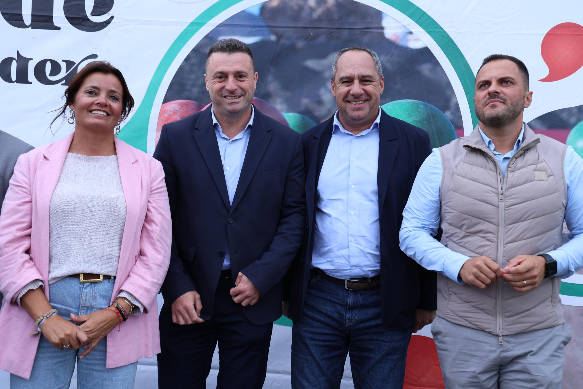 XXIV edición del Torneo de Bola Canaria de Madera “Abuelos Conejeros”. Foto: La Voz XXIV edición del Torneo de Bola Canaria de Madera “Abuelos Conejeros”. Foto: La Voz