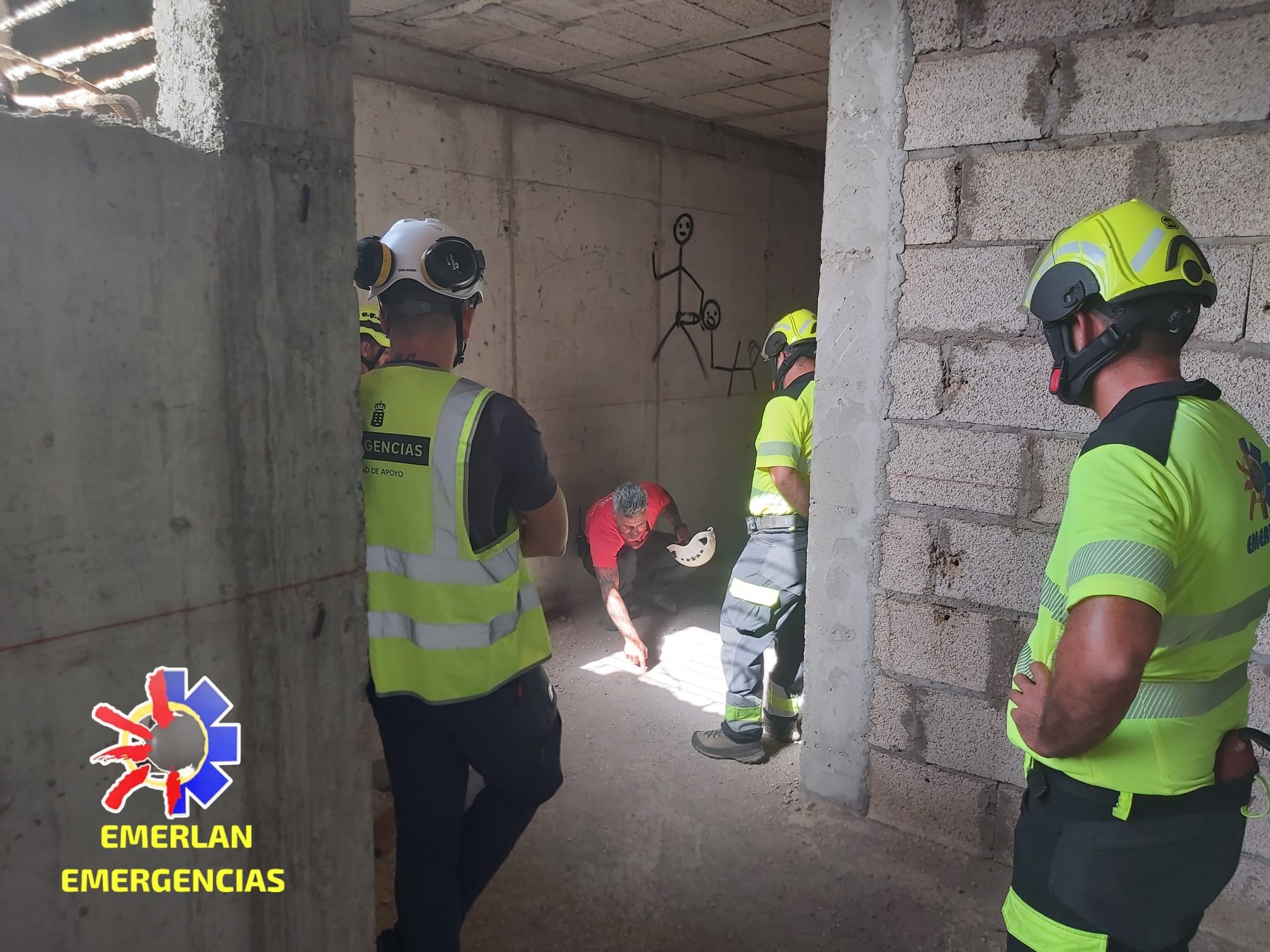 Emerlan, la UME y el GES llevan a cabo entrenamientos conjuntos en Fuerteventura Emerlan, la UME y el GES llevan a cabo entrenamientos conjuntos en Fuerteventura