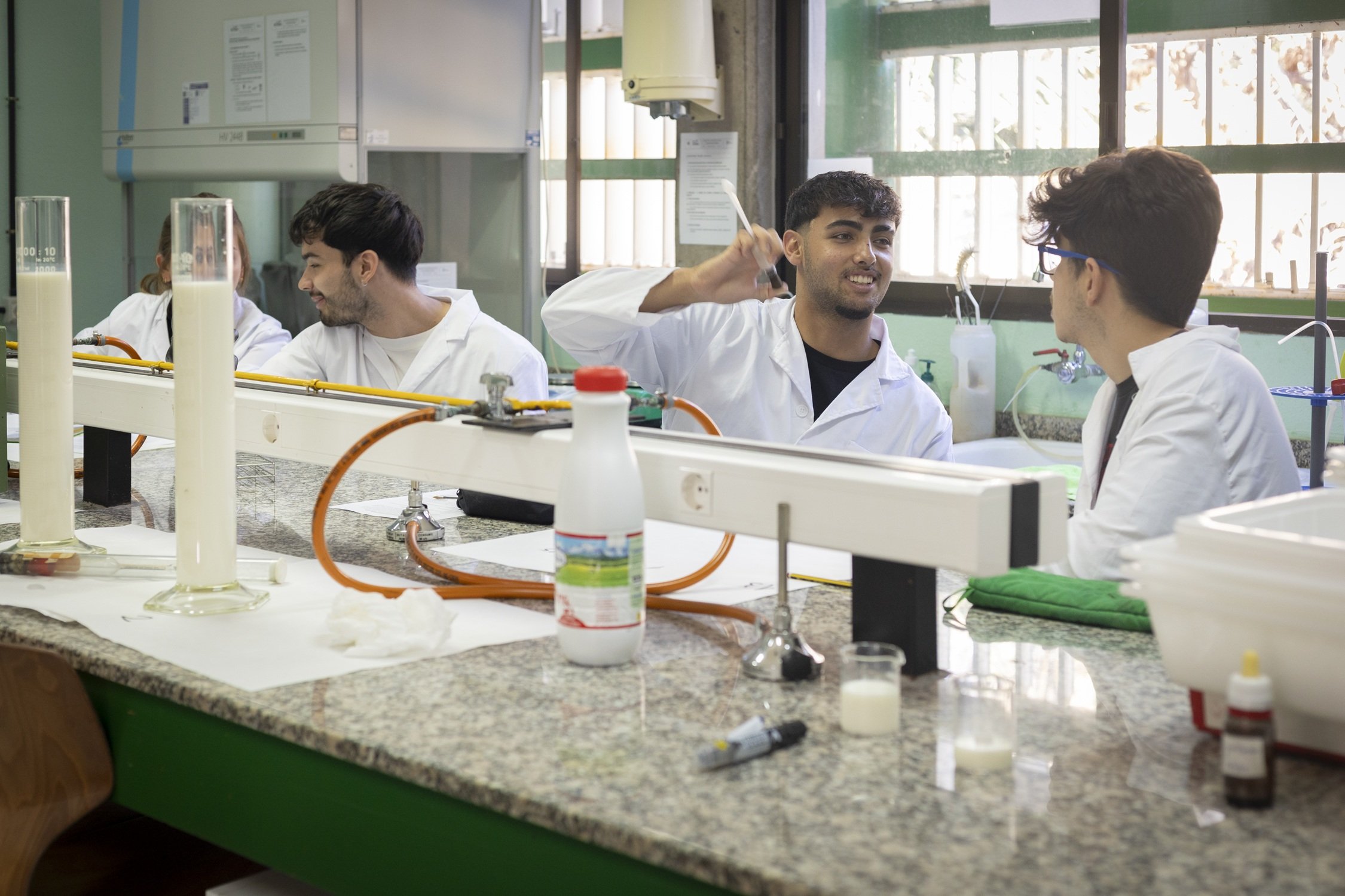 CIFP de excelencia en Canarias, Los Gladiolos, especializados en asuntos sanitarios.