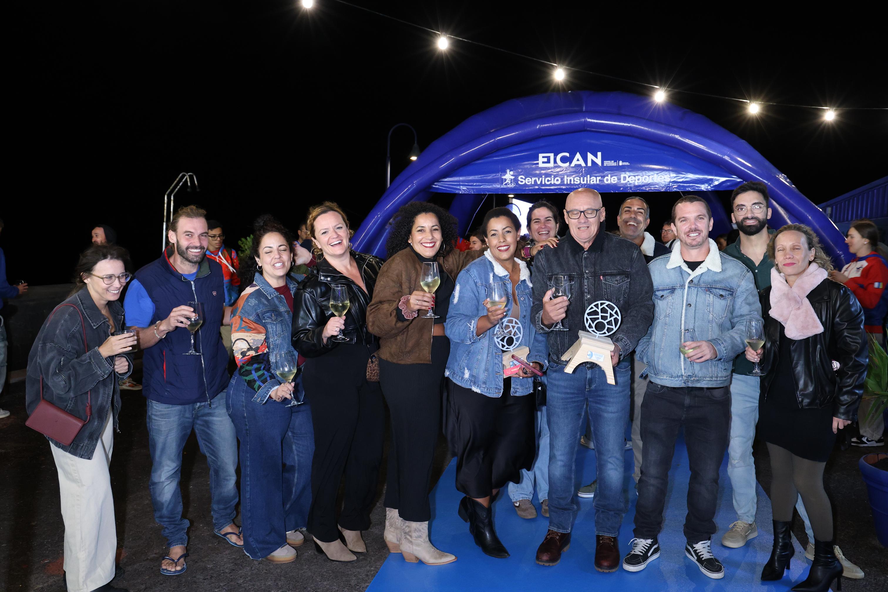 Clausura la XI Copa de Natación de Aguas Abiertas. Foto: La Voz