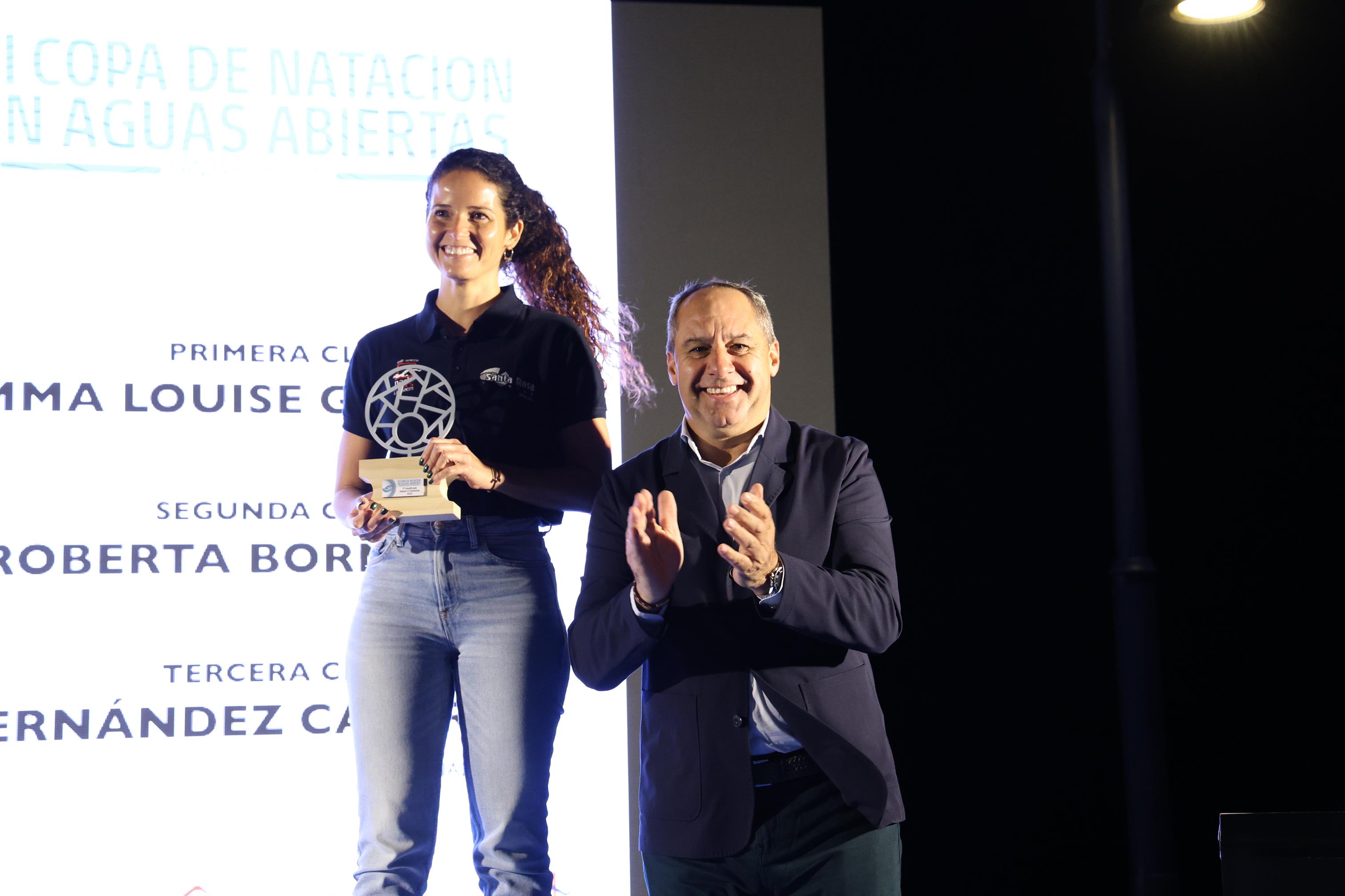 Clausura la XI Copa de Natación de Aguas Abiertas. Foto: La Voz