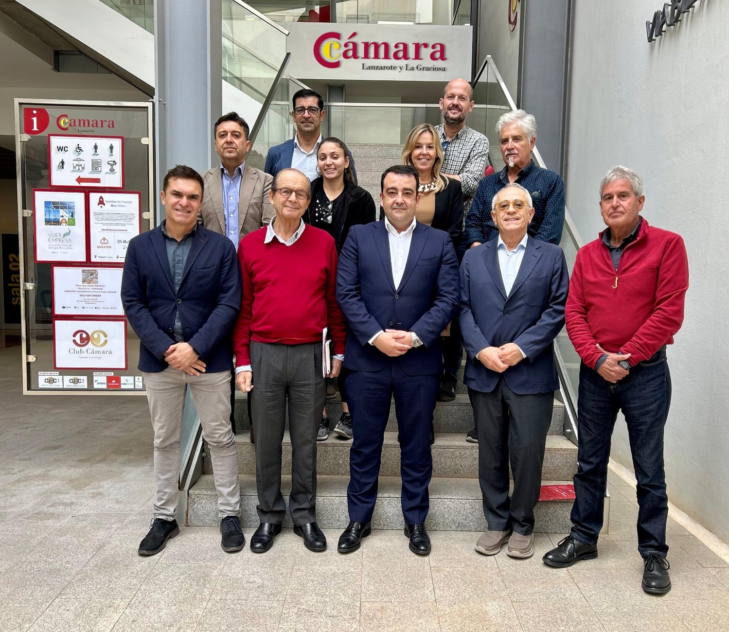Foto de familia durante el Foro ‘Las Fortalezas de la España Plural’