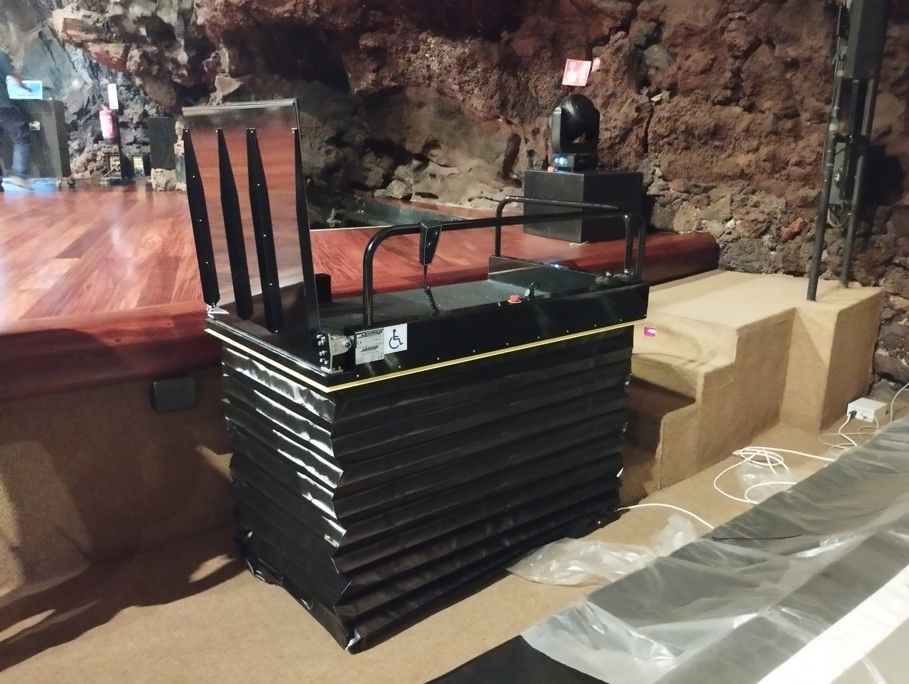 La plataforma para personas con movilidad reducida