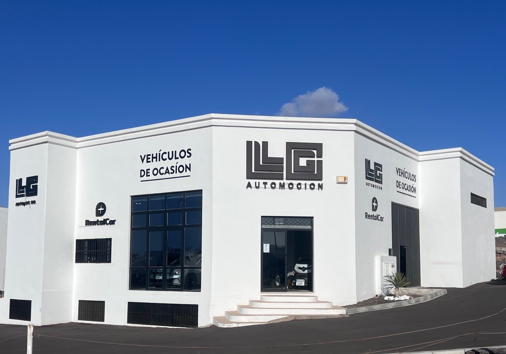 Fachada de LG Automoción Fachada de LG Automoción