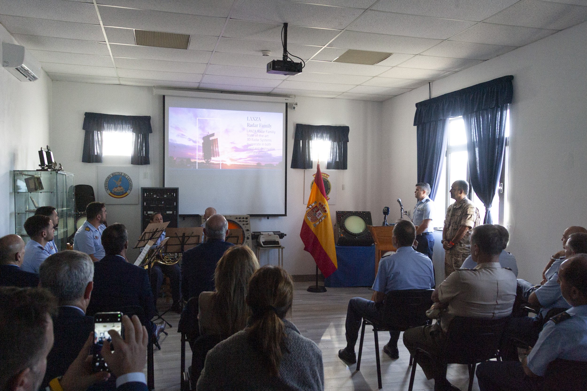 Inauguración del nuevo radar LRR en Peñas del Chache