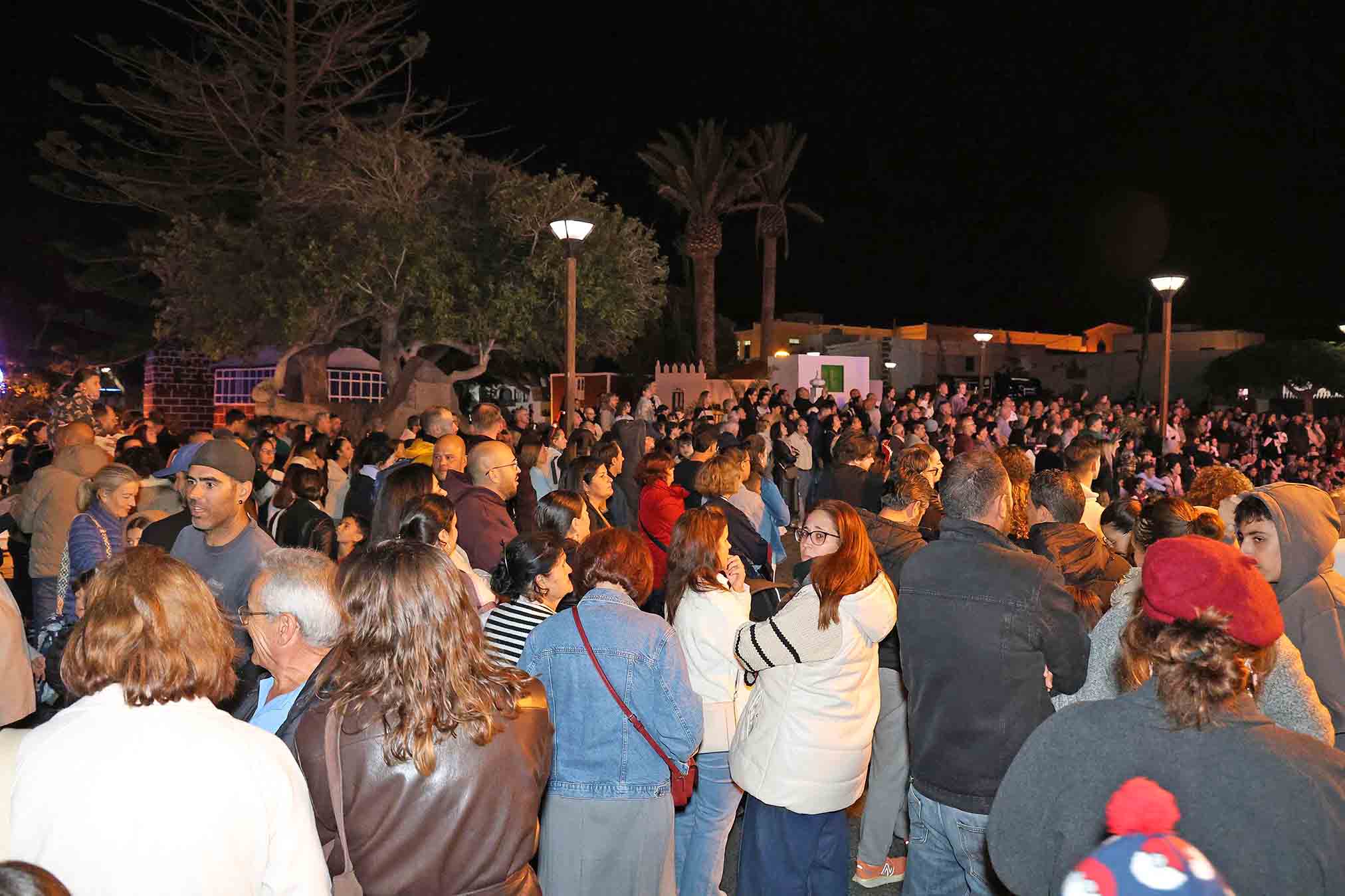 Belén y encendido de Tinajo. Fotos: La Voz. Belén y encendido de Tinajo. Fotos: La Voz.