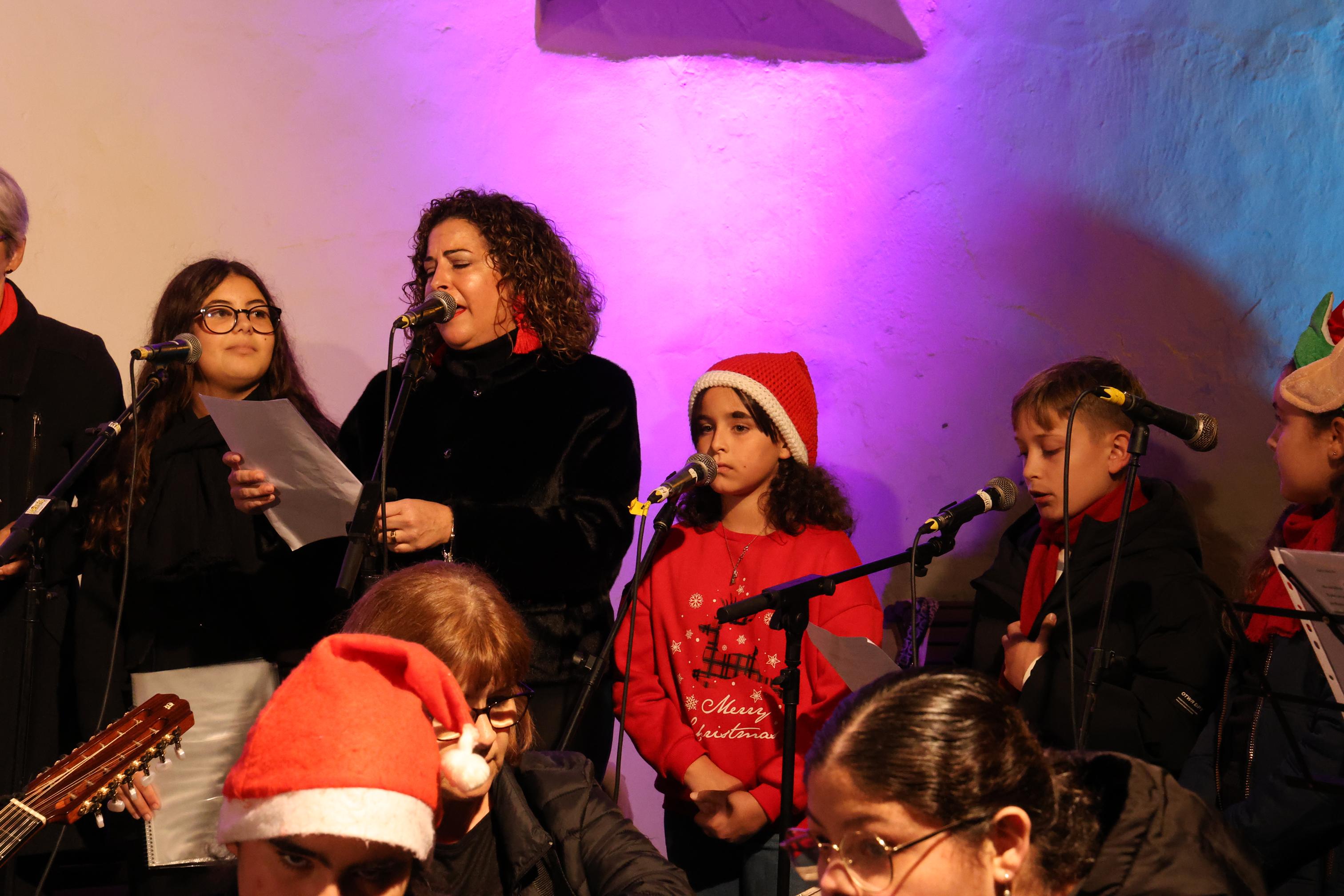 Belén y encendido de Tinajo. Fotos: La Voz. Belén y encendido de Tinajo. Fotos: La Voz.