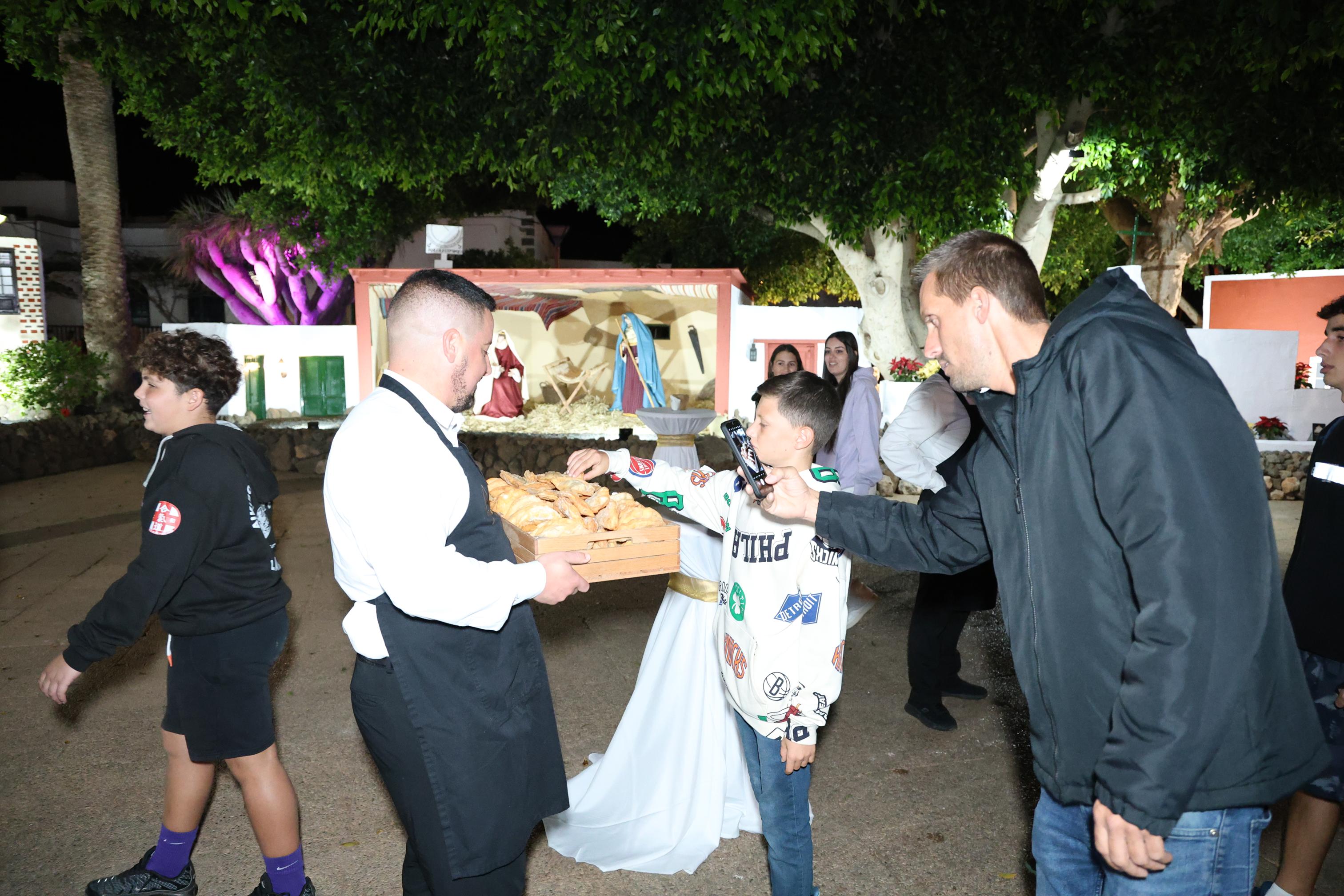 Belén y encendido de Tinajo. Fotos: La Voz. Belén y encendido de Tinajo. Fotos: La Voz.