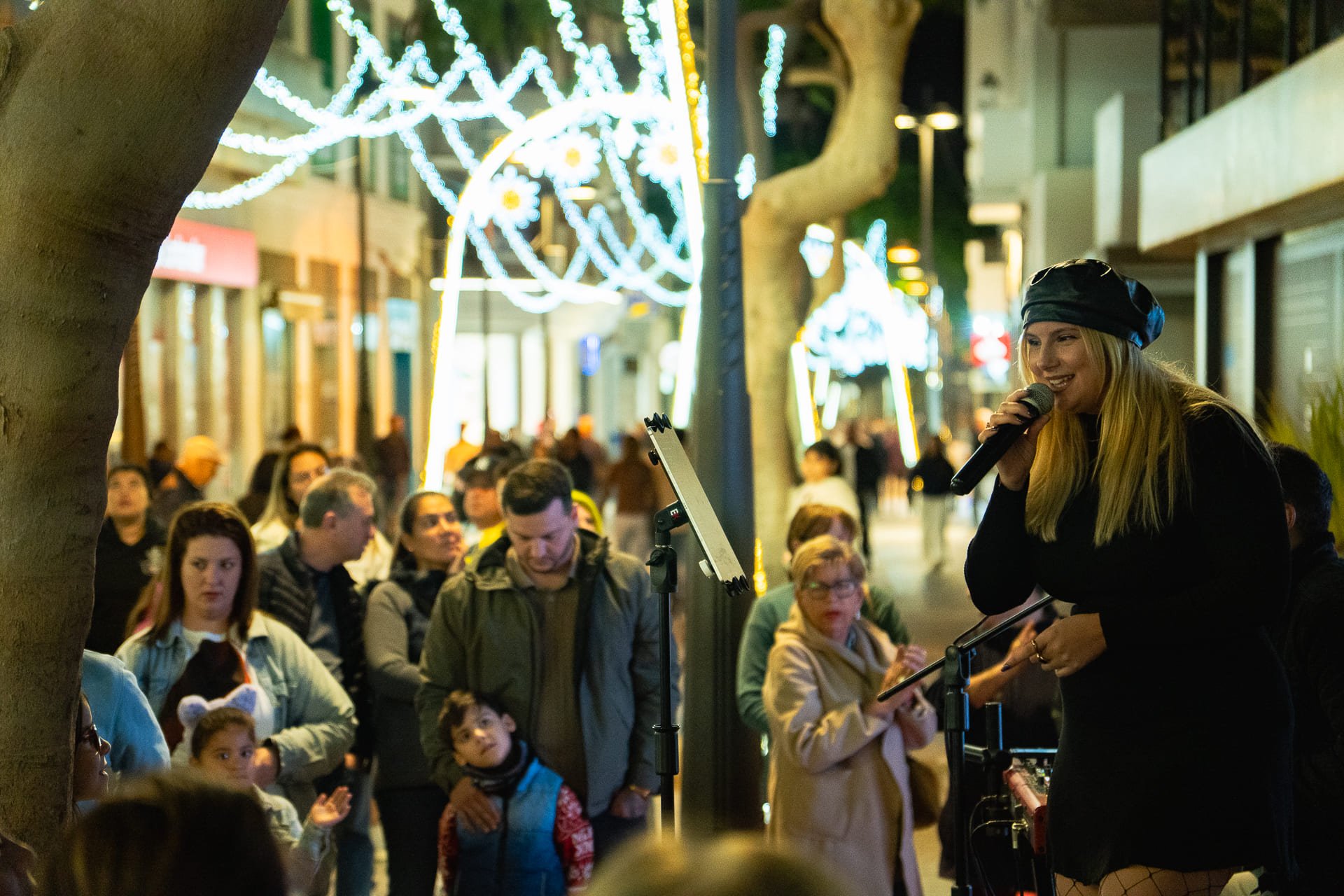 Inauguración del Belén de Arrecife en el Mercadillo. Fotos: Ayuntamiento de Arrecife.