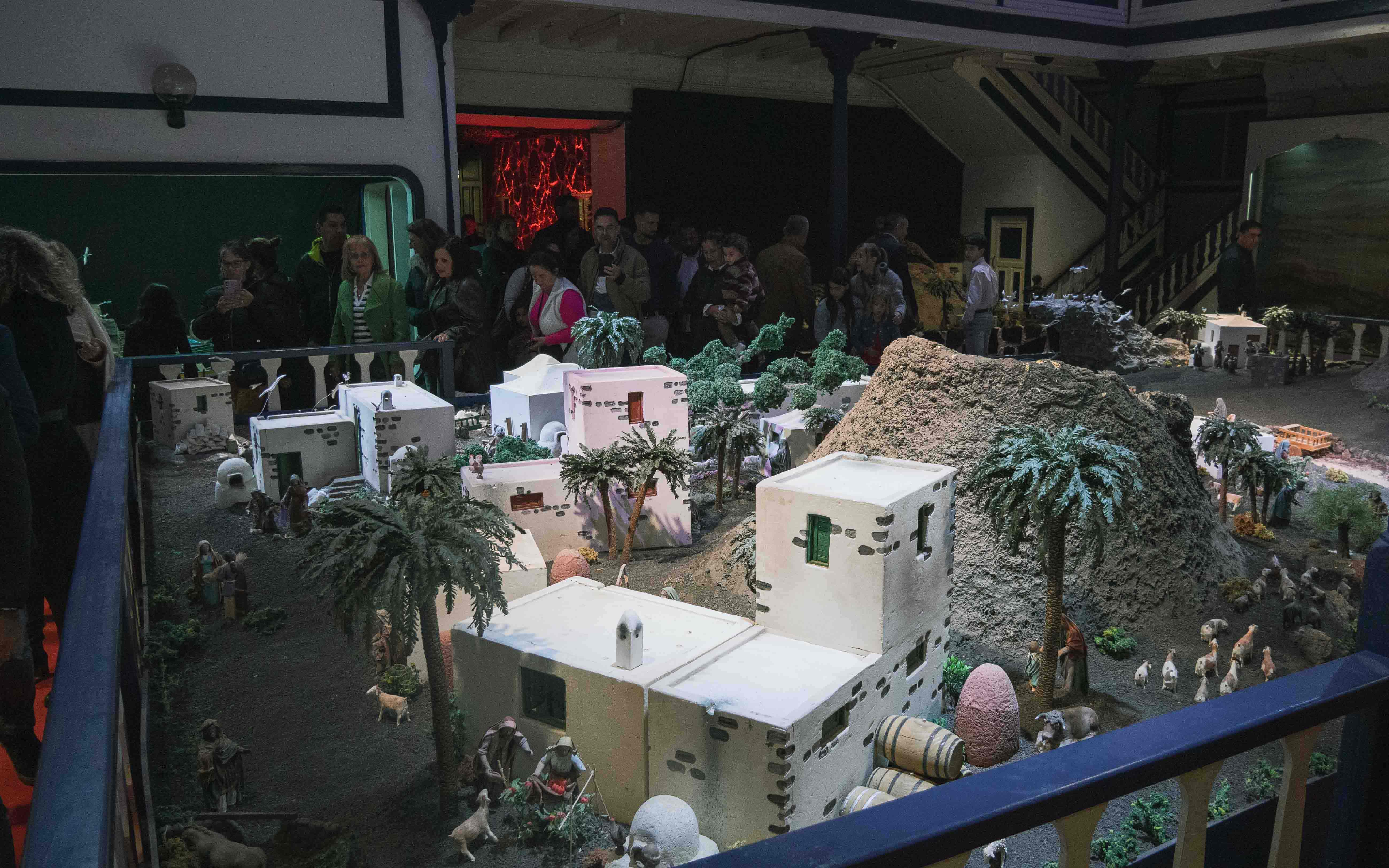 Inauguración del Belén de Arrecife en el Mercadillo. Fotos: Ayuntamiento de Arrecife.