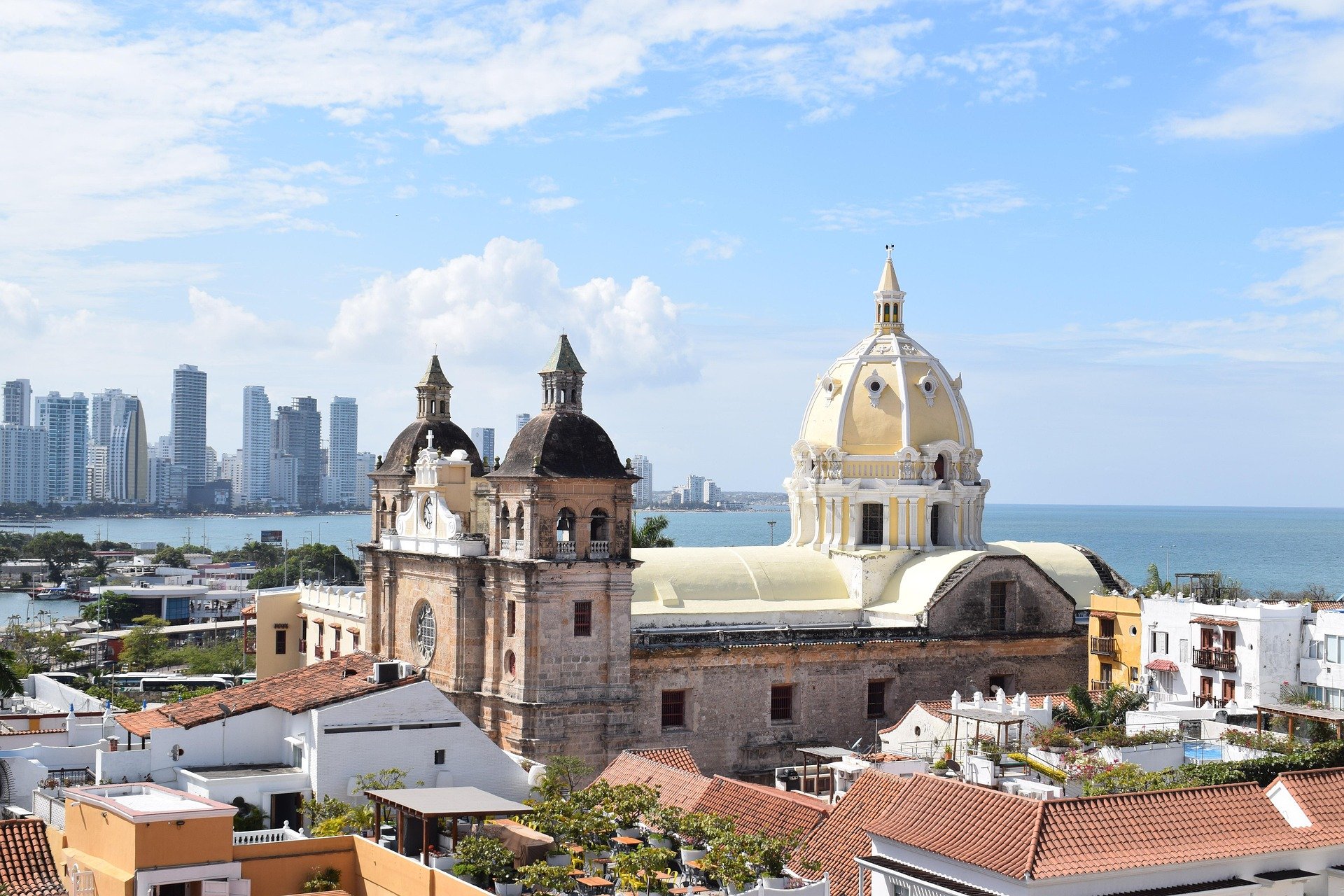 Imagen panorámica de Cartagena de Indias con su costa y entorno marítimo Imagen panorámica de Cartagena de Indias con su costa y entorno marítimo