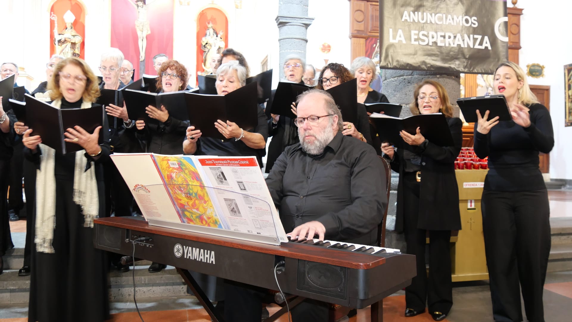 Concierto de Navidad de la Coral Polifónica de San Ginés Concierto de Navidad de la Coral Polifónica de San Ginés