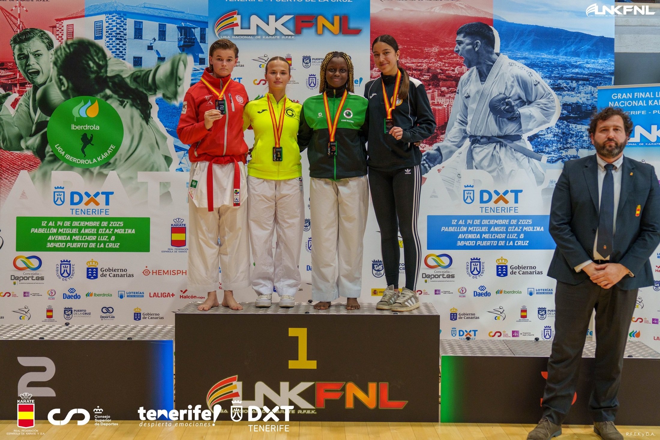 Amelie Skiba en el podio