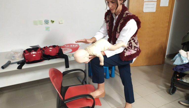 Simulación con un bebéff Simulación con un bebéff