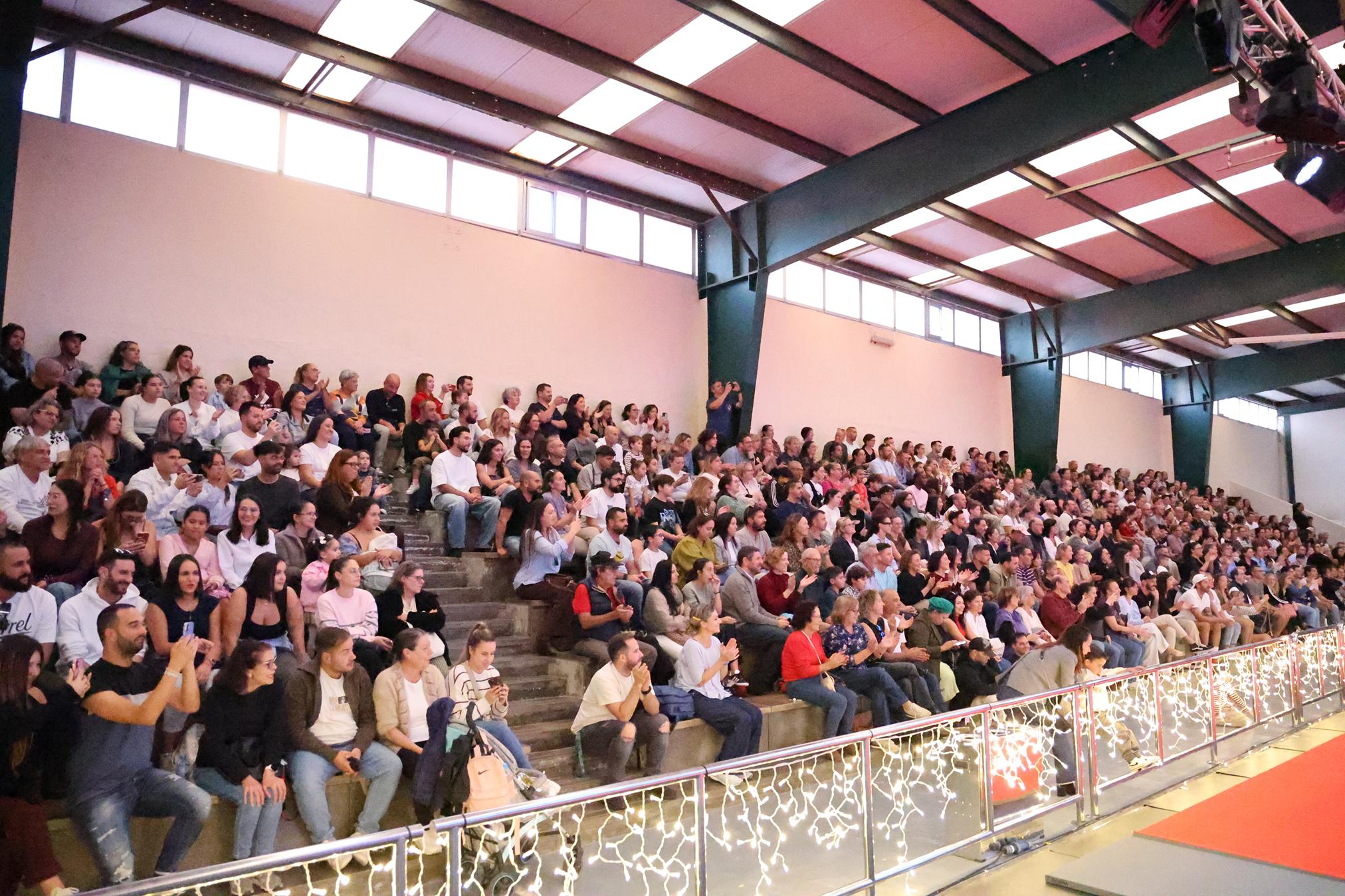 Festival de Gimnasia de Navidad. Foto: La Voz Festival de Gimnasia de Navidad. Foto: La Voz