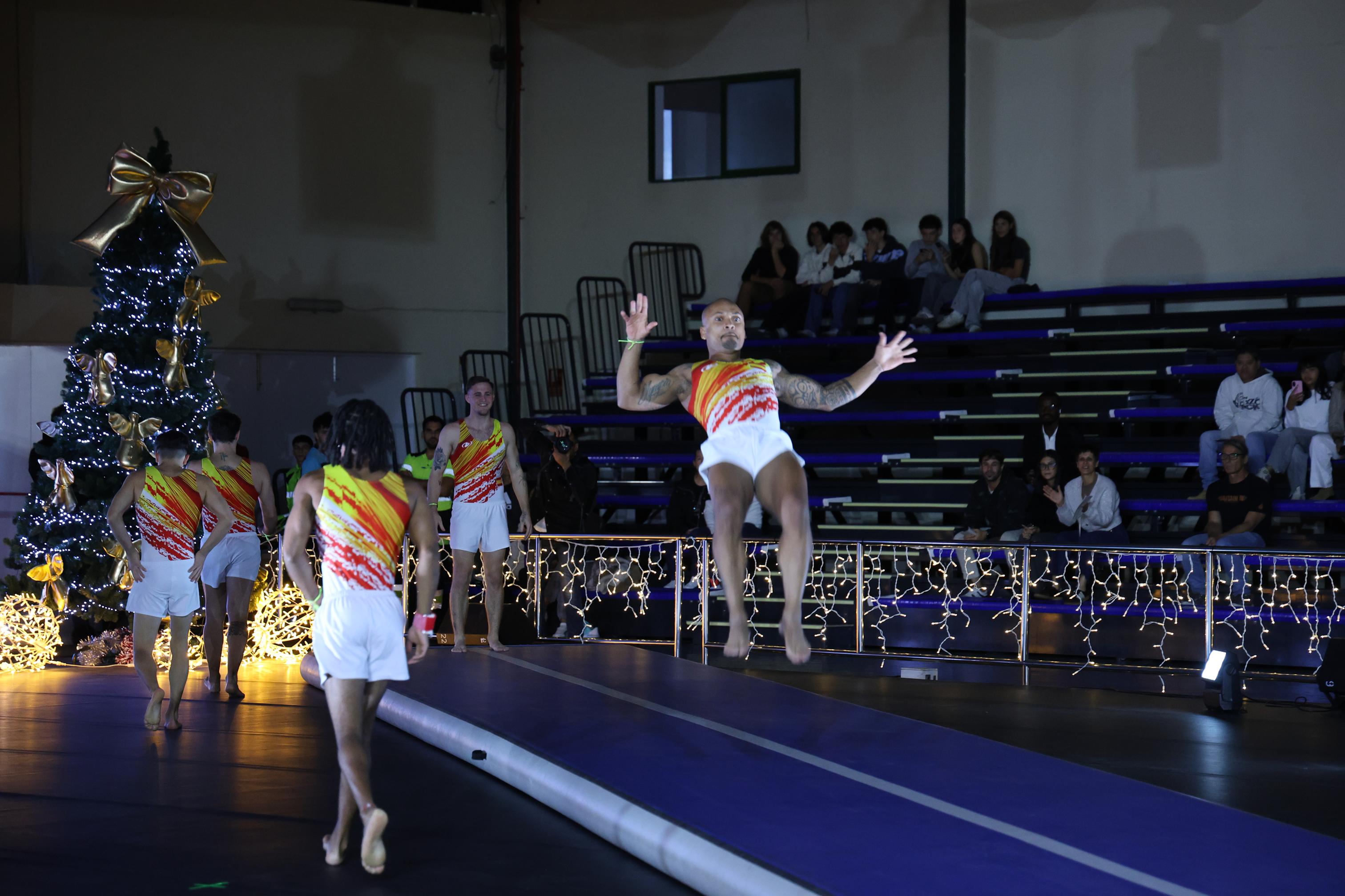 Festival de Gimnasia de Navidad. Foto: La Voz